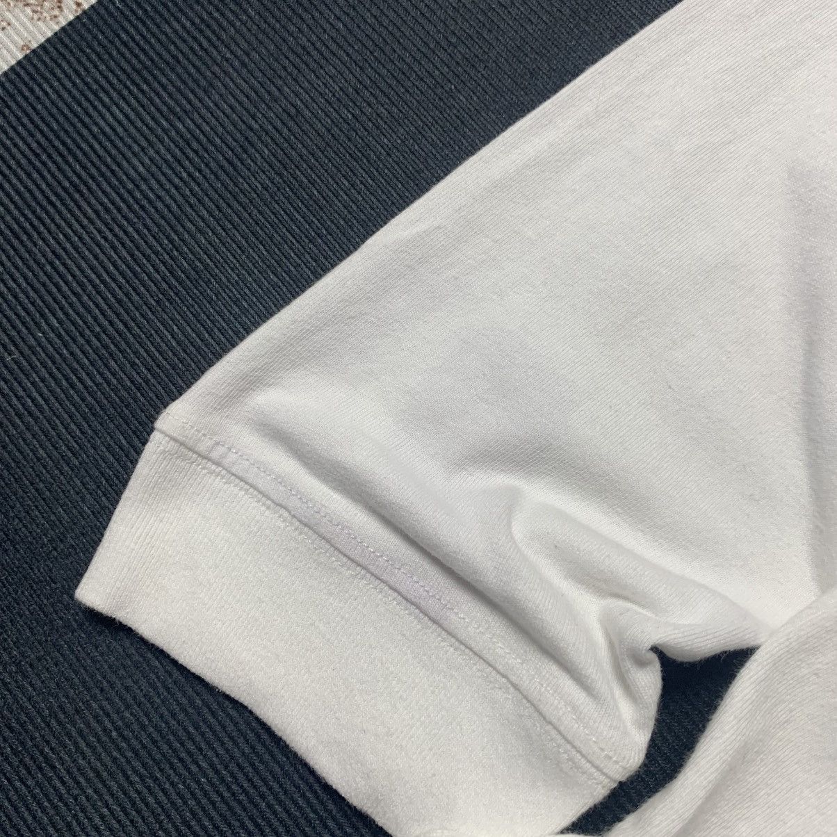 Off-White Off-White Triangle Planet Turtle Nect T-Shirt Size US M / EU 48-50 / 2 - 11 Thumbnail