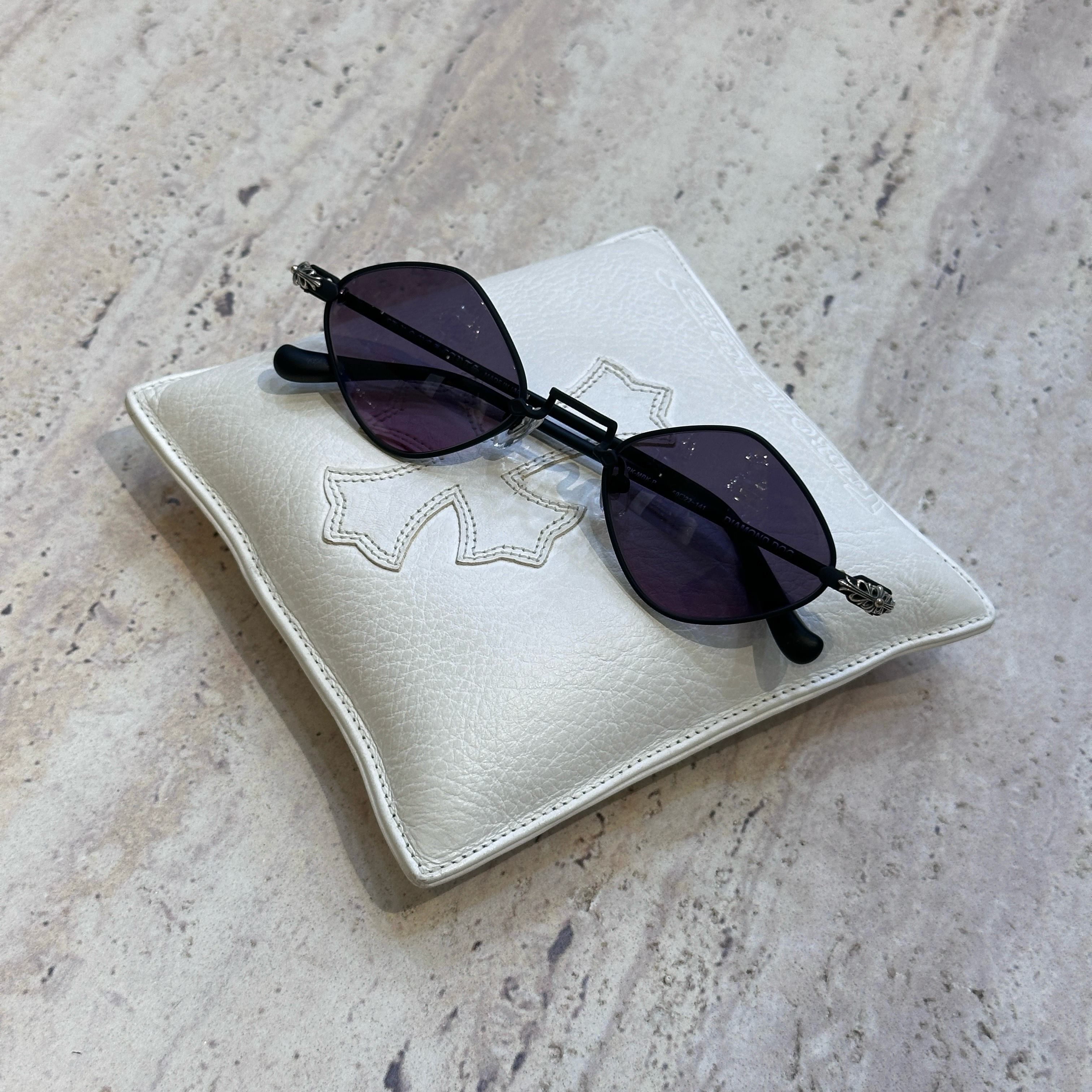 Chrome Hearts Chrome Hearts Diamond Dog Black Size ONE SIZE - 3 Thumbnail