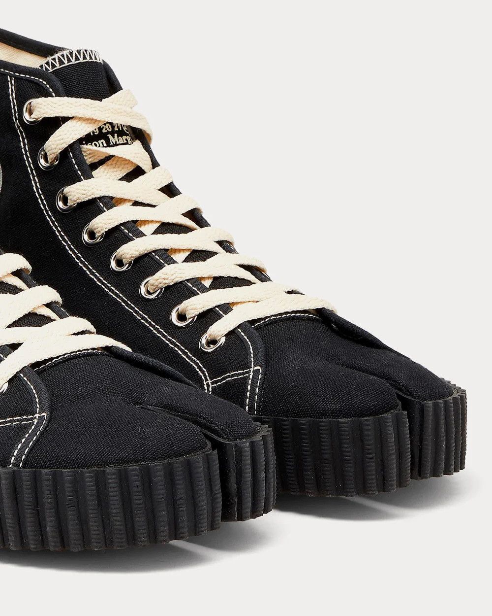 Maison Margiela o1w1db10525 Tabi Hi-Top Sneakers in Black Size US 10 / EU 43 - 5 Thumbnail