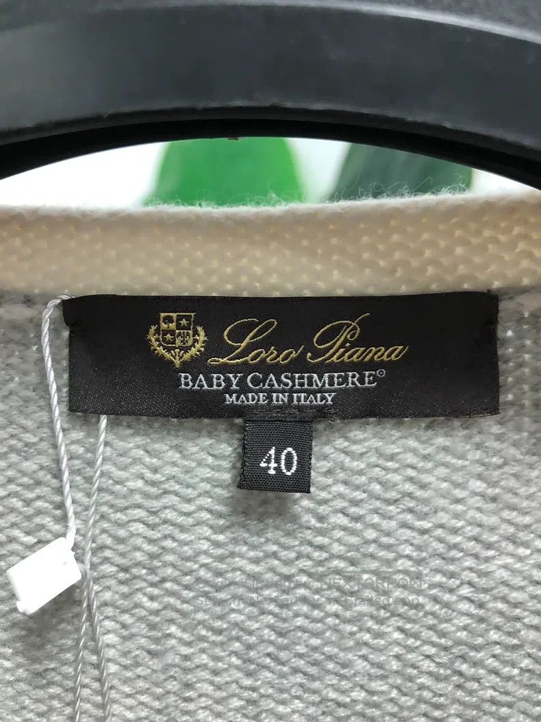 Loro Piana Loro Piana Ski Cashmere Sweater, Grey Size XS / US 0-2 / IT 36-38 - 3 Thumbnail