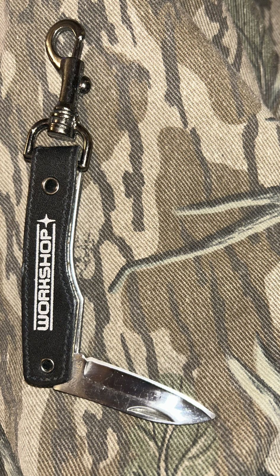 Alien Workshop Alien Workshop Leather 2.5” pocket knife keychain Size ONE SIZE - 2 Thumbnail