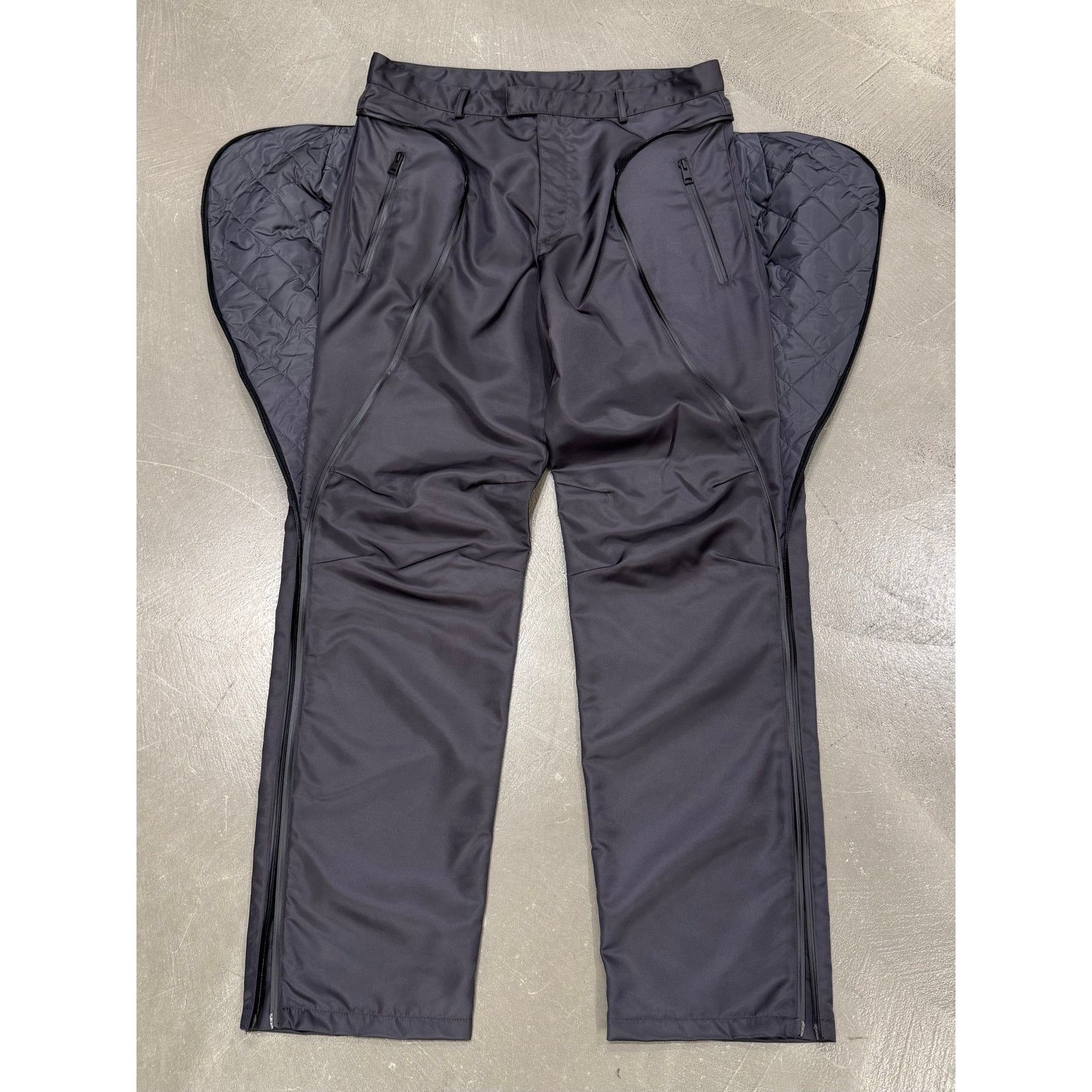 Bottega Veneta 2020 Bottega Veneta ’Butterfly’ Zip Nylon Pants Size 38" / US 16 / IT 52 - 1 Thumbnail