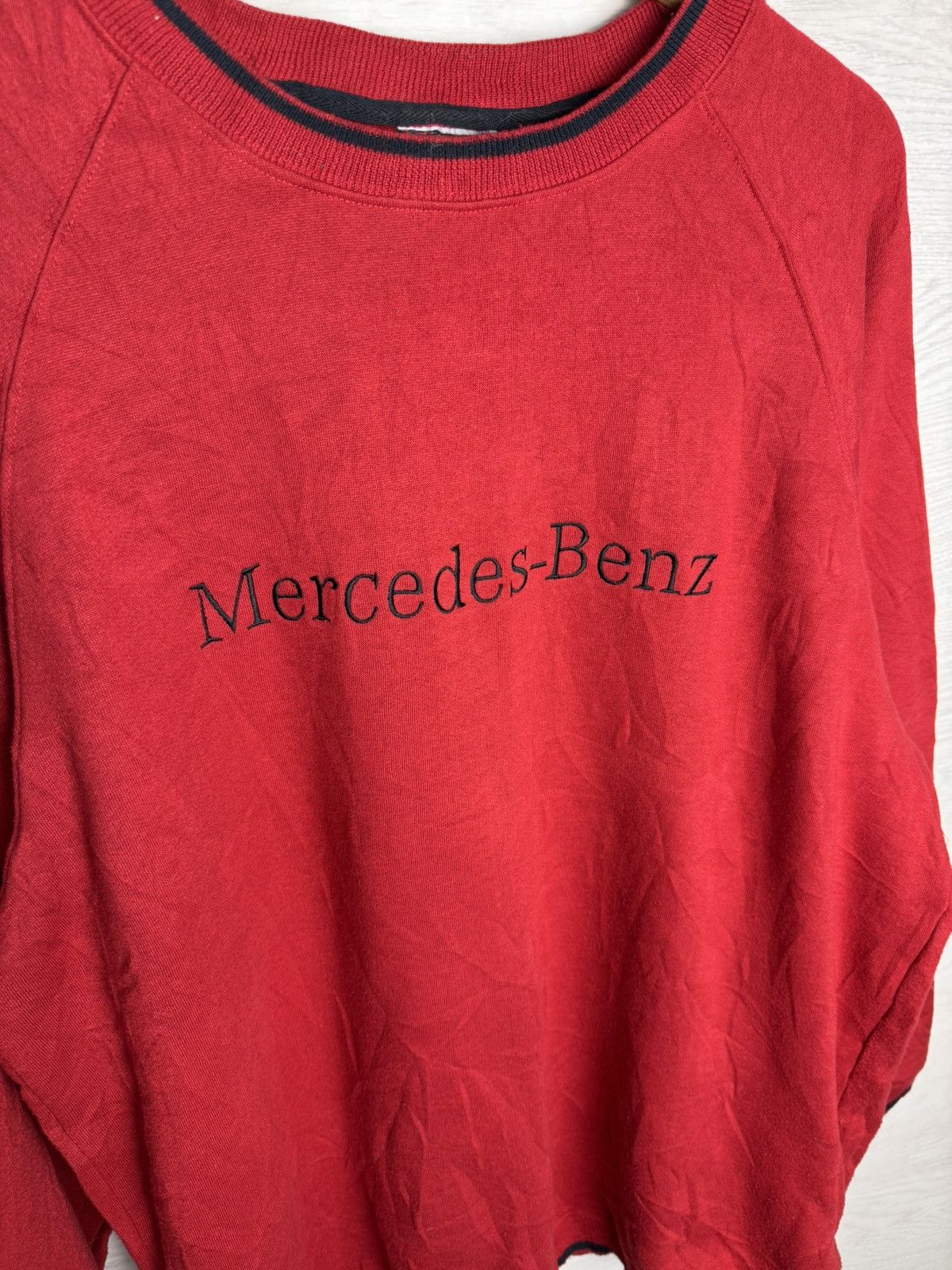 Vintage Mercedes-Benz Sweatshirt Classic Red Oversized Size US L / EU 52-54 / 3 - 6 Thumbnail