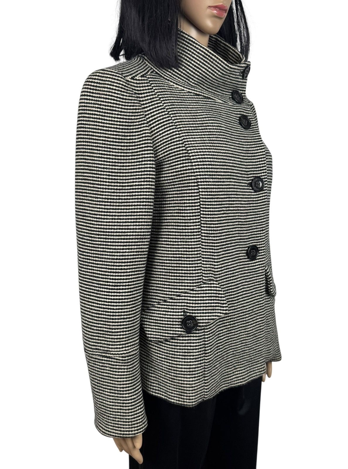 Weekend Max Mara Weekend Max Mara Wool Pea Coat Button Up size UK12 US10 Size M / US 6-8 / IT 42-44 - 3 Thumbnail