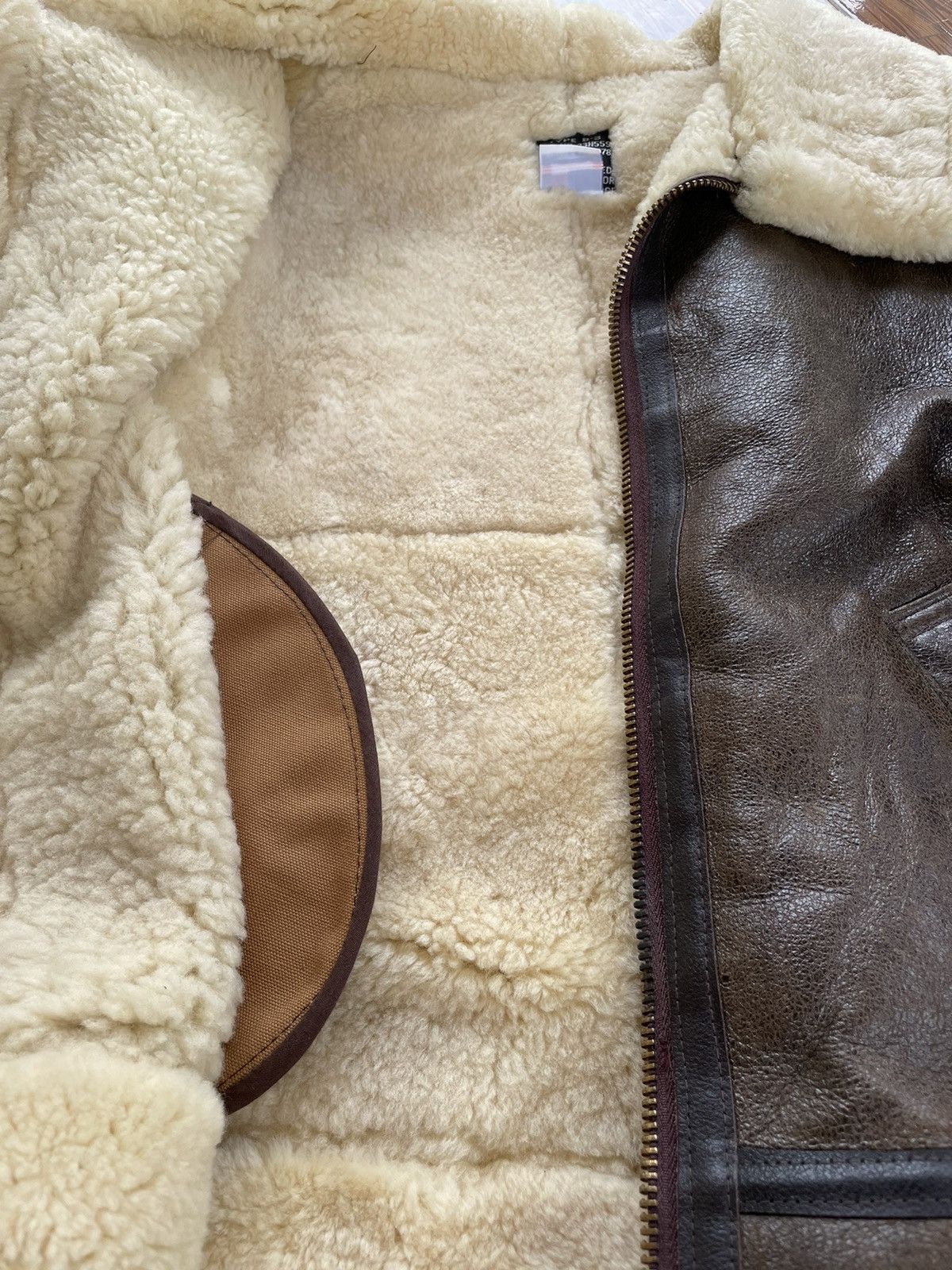 Avirex Vintage Avirex B-3 Sheepskin Flight Leather Shearling Jacket Size US M / EU 48-50 / 2 - 8 Thumbnail