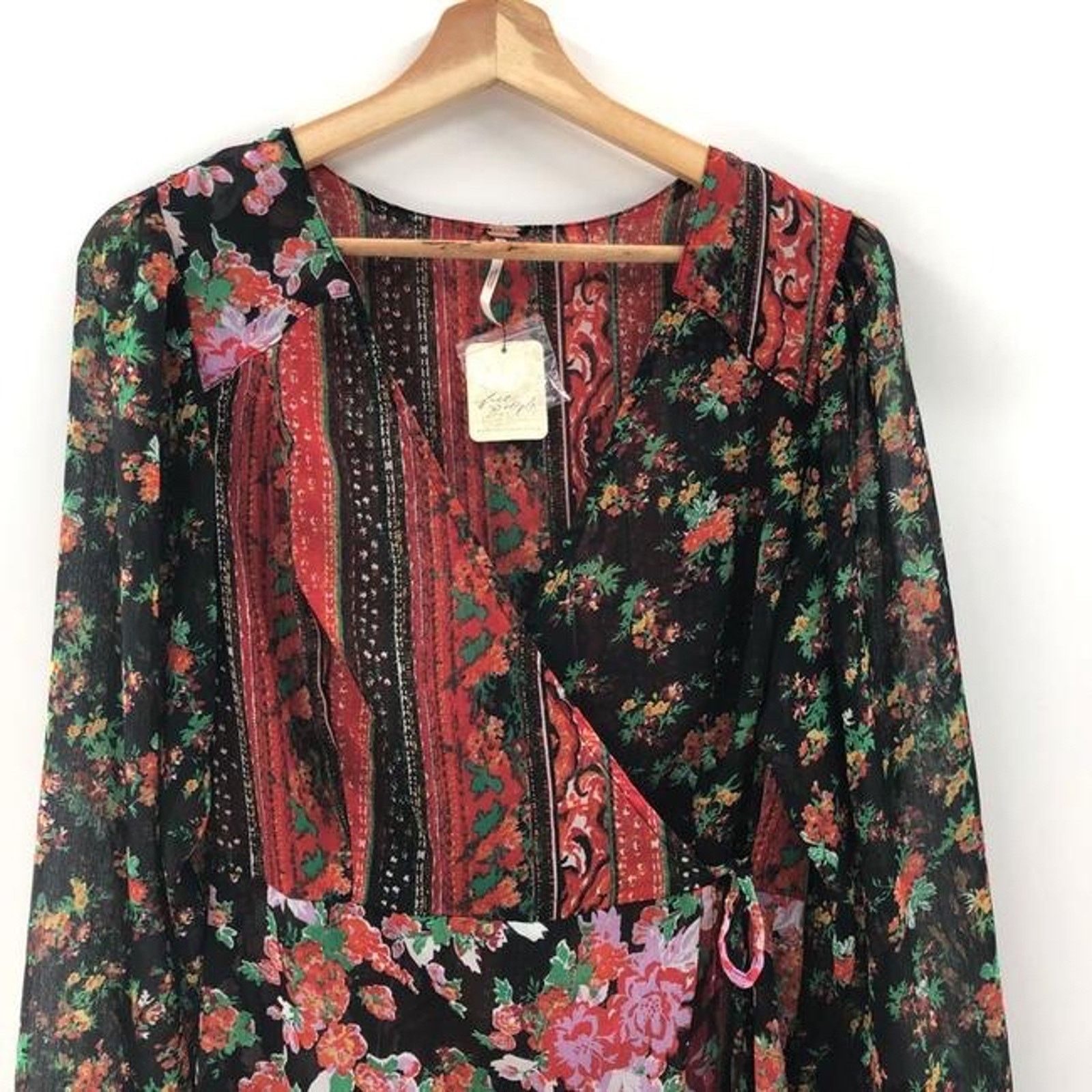 Free People Free People Magic Hour Sheer Floral Wrap Tunic Top Small Size S / US 4 / IT 40 - 2 Thumbnail