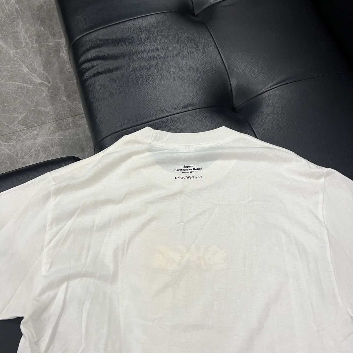 Supreme Supreme 2011 Japan Earthquake Relief Box Logo Tee Size US L / EU 52-54 / 3 - 5 Thumbnail