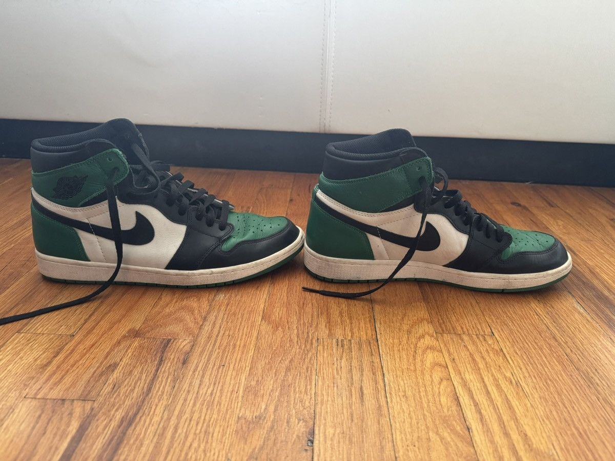 Nike Jordan 1 Retro High Pine Green Size US 12 / EU 45 - 2 Thumbnail