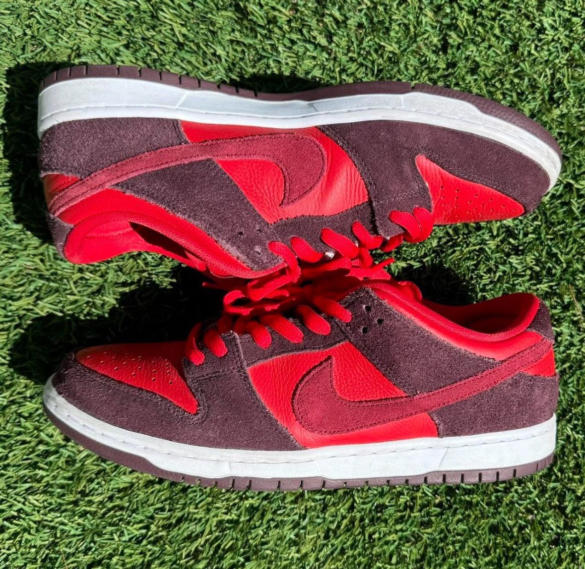 Nike NIKE DUNK LOW SB "FRUITY PACK CHERRY" Size US 11 / EU 44 - 1 Thumbnail