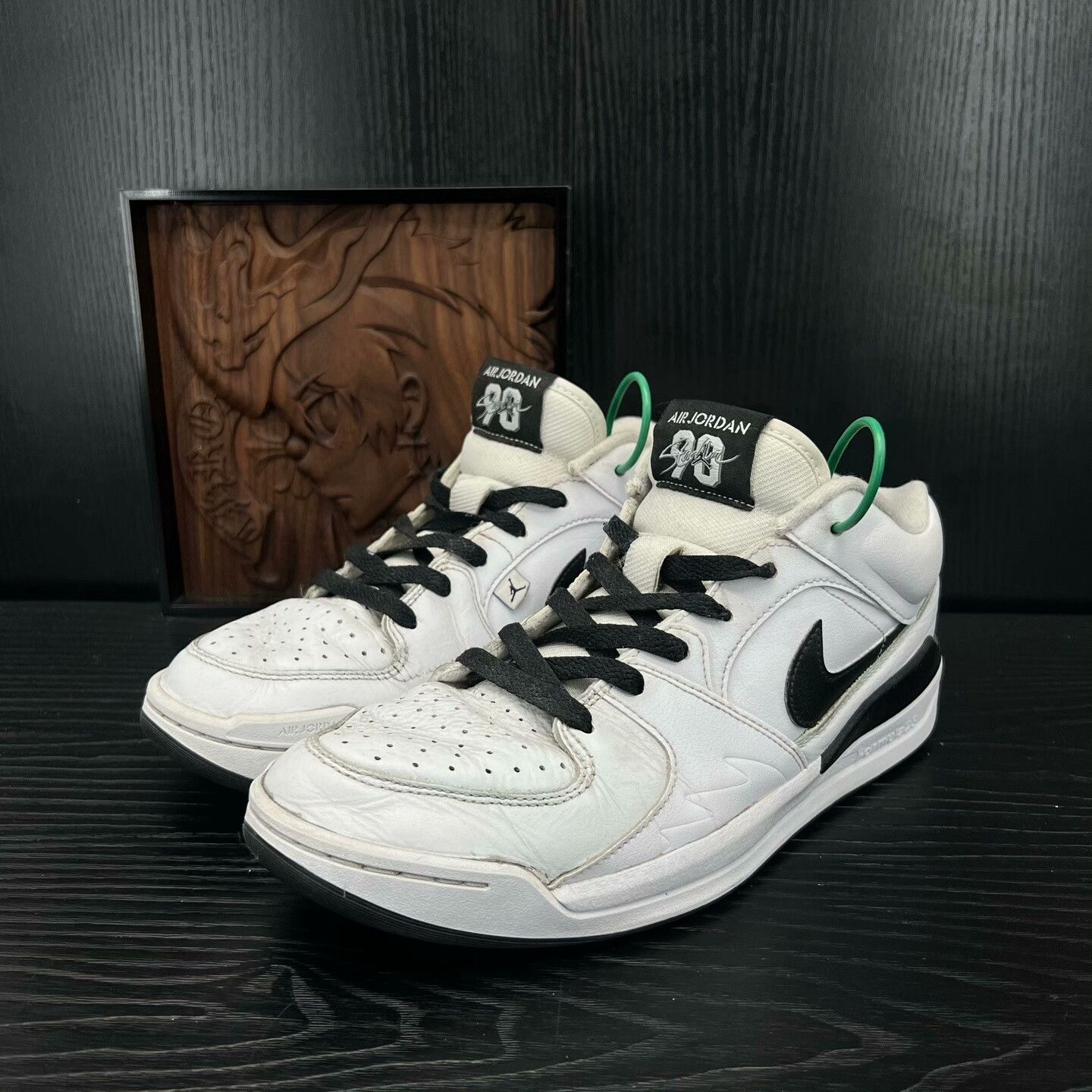 Nike Nike White Lowtop Sneakers 43 Men Size US 10 / EU 43 - 1 Thumbnail