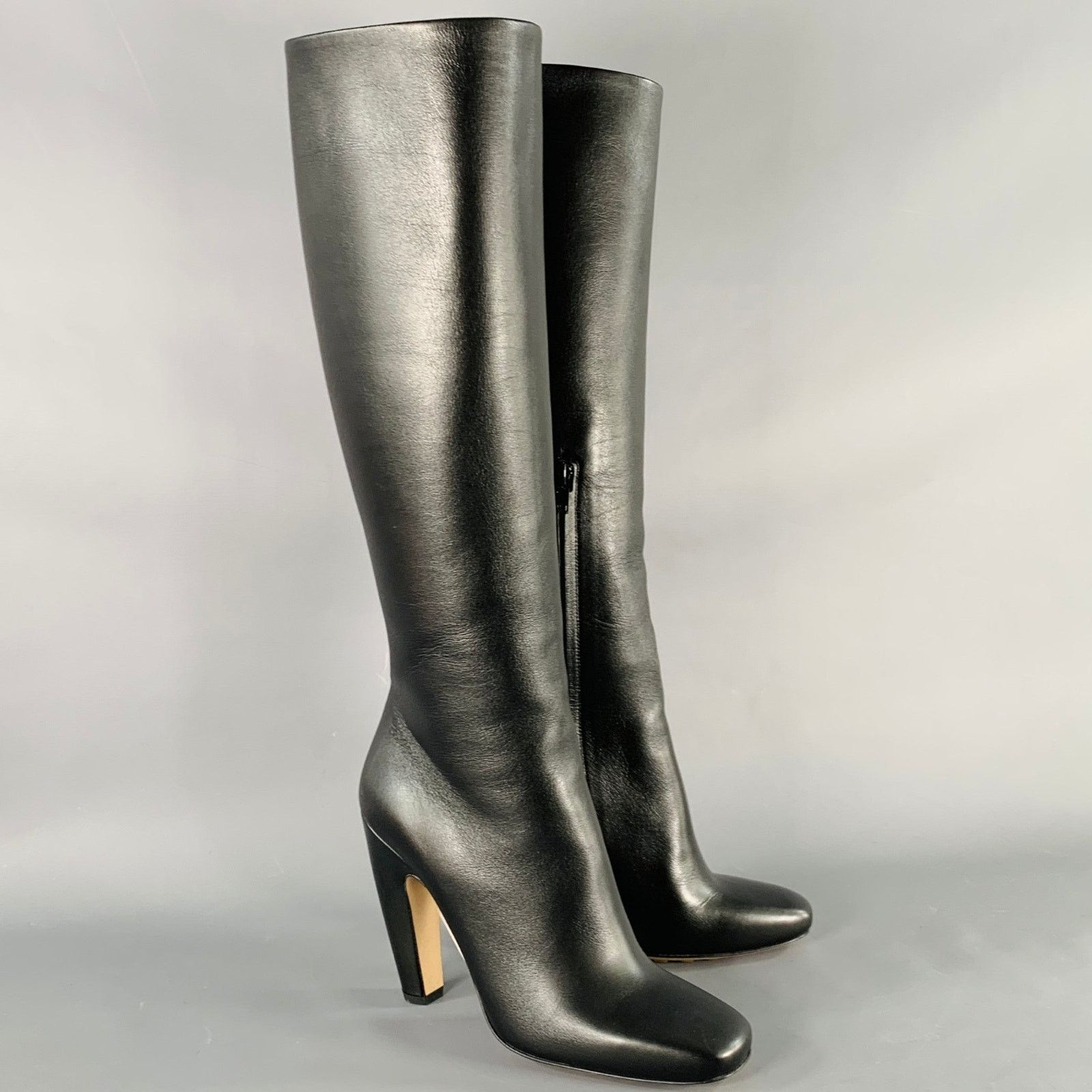 Bottega Veneta BOTTEGA VENETA Fall 2022 8 Black Leather Side Zipper Boots Size US 8 / IT 38 - 1 Thumbnail