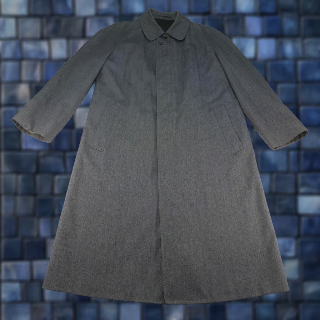 Hart Schaffner Marx VINTAGE Hart Schaffner Marx Overcoat Mens 40R Gray Wool Herringbone Size US XXS / EU 40 - 1 Thumbnail