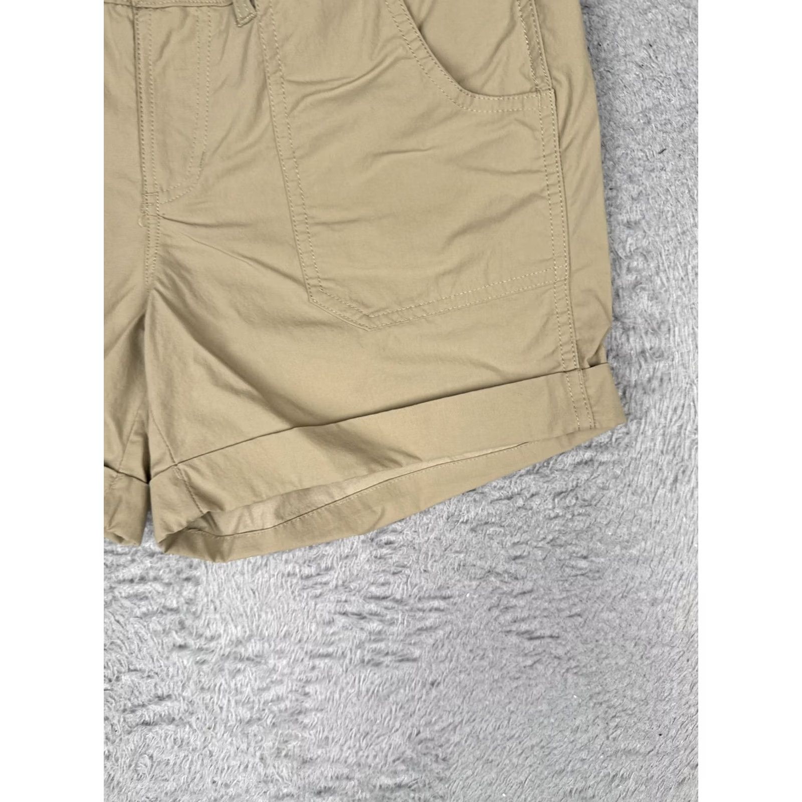The North Face The North Face Womens Shorts Chino Nylon Stretch Hiking Outdoor Beige 6 Regular Front Zip Pocket Mens Womens Boys Girls Size 28" / US 6 / IT 42 - 2 Thumbnail