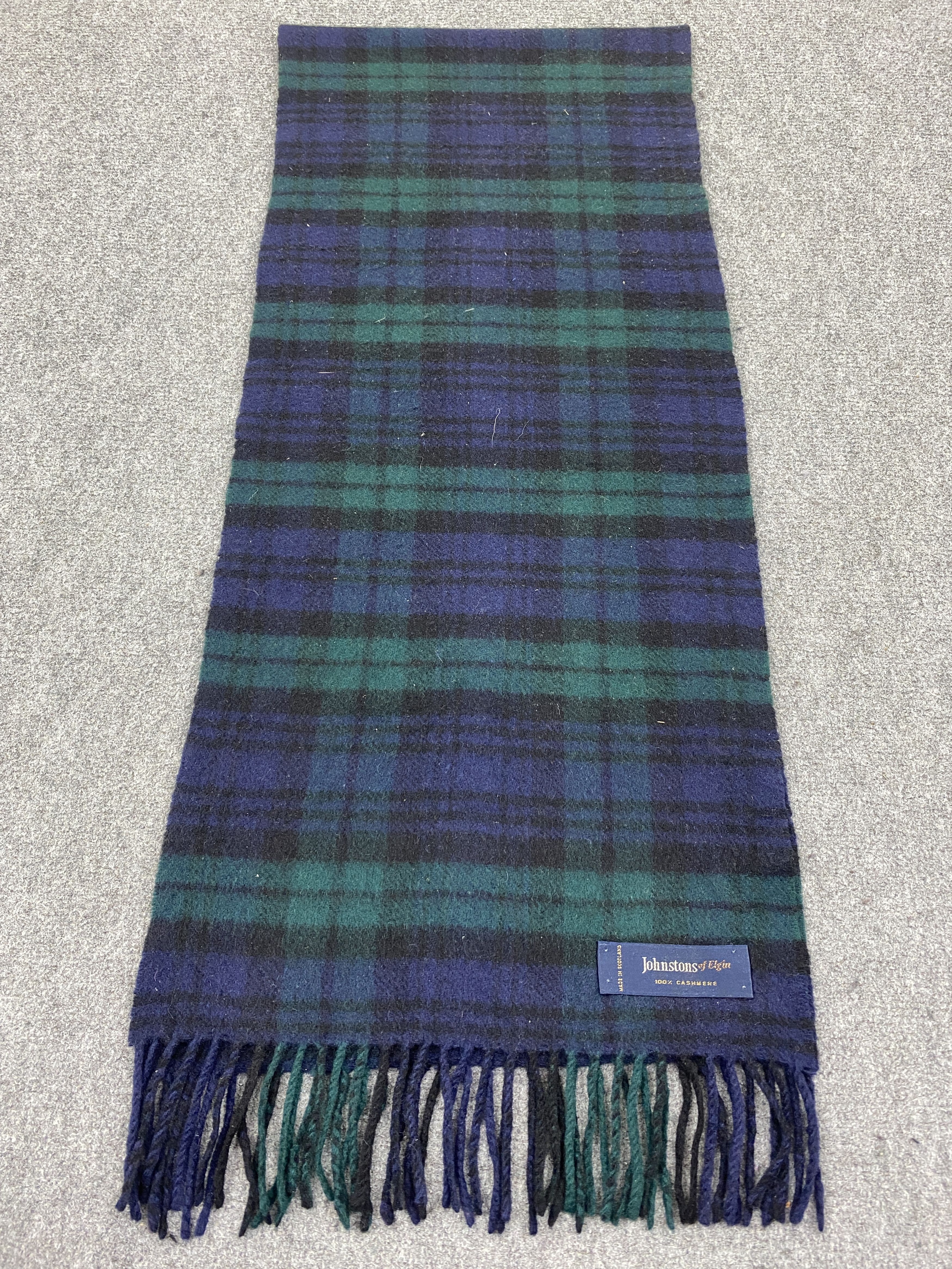 Johnstons Of Elgin Johnstons Of Elgin Cashmere Scarf Muffler Neckwear SC0072 Size ONE SIZE - 3 Thumbnail