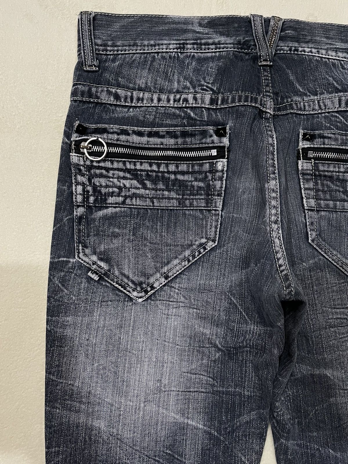 Japanese Brand Vintage Sally Dog Boot Cut Distress Mudwash Denim Jeans Size US 33 - 16 Thumbnail