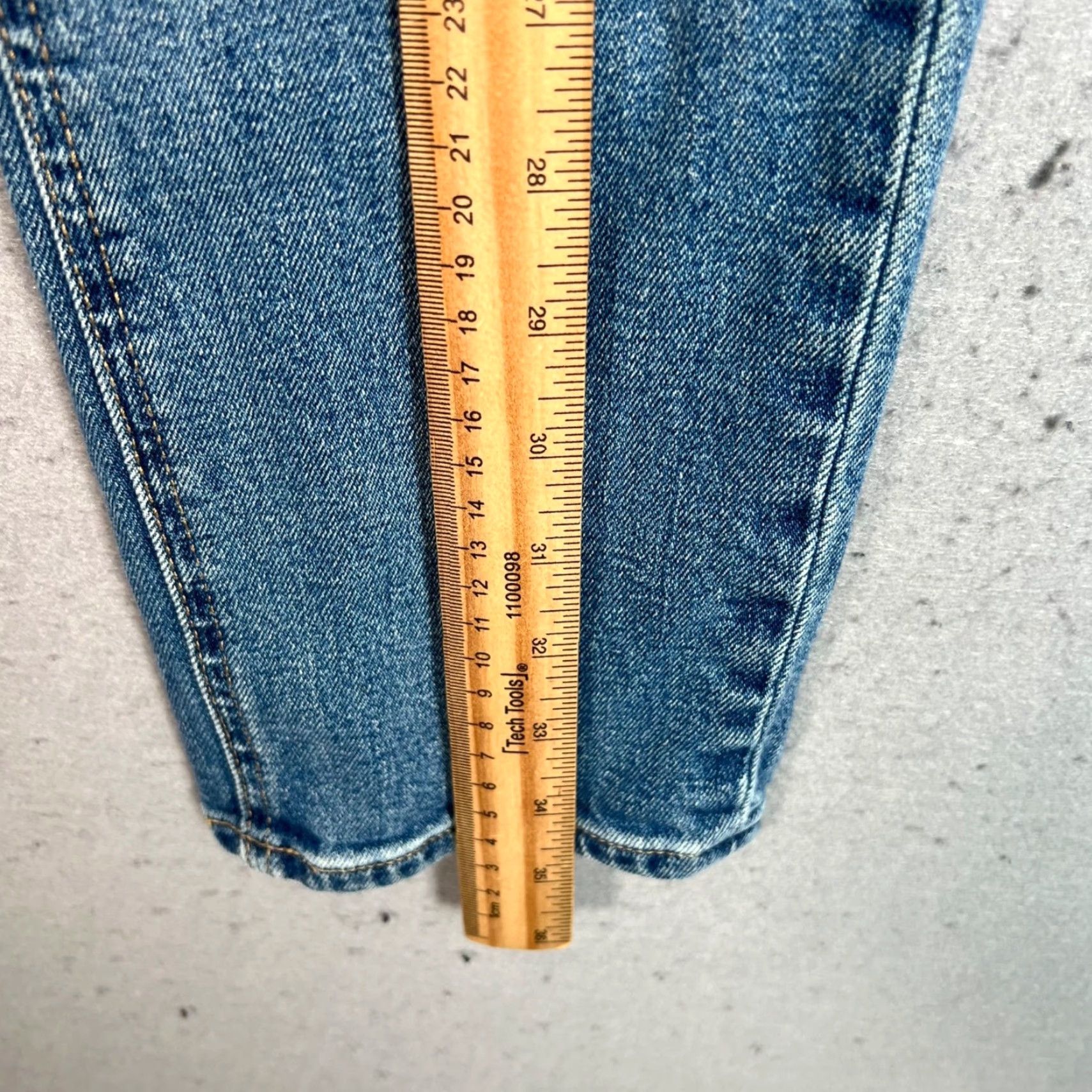 Uniqlo UNIQLO Womens Jeans Vintage/Regular Mid-Rise Skinny Denim 23 Blue Cotton Blend Adult Womens 23 Jeans Women - 26in Inseam Size 40" / US 18 - 6 Thumbnail