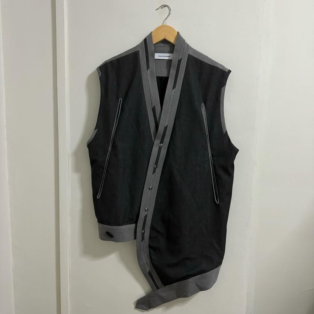 image of Kiko Kostadinov 00132022 "xolo" Darnel Vest in Grey, Men's (Size Medium)