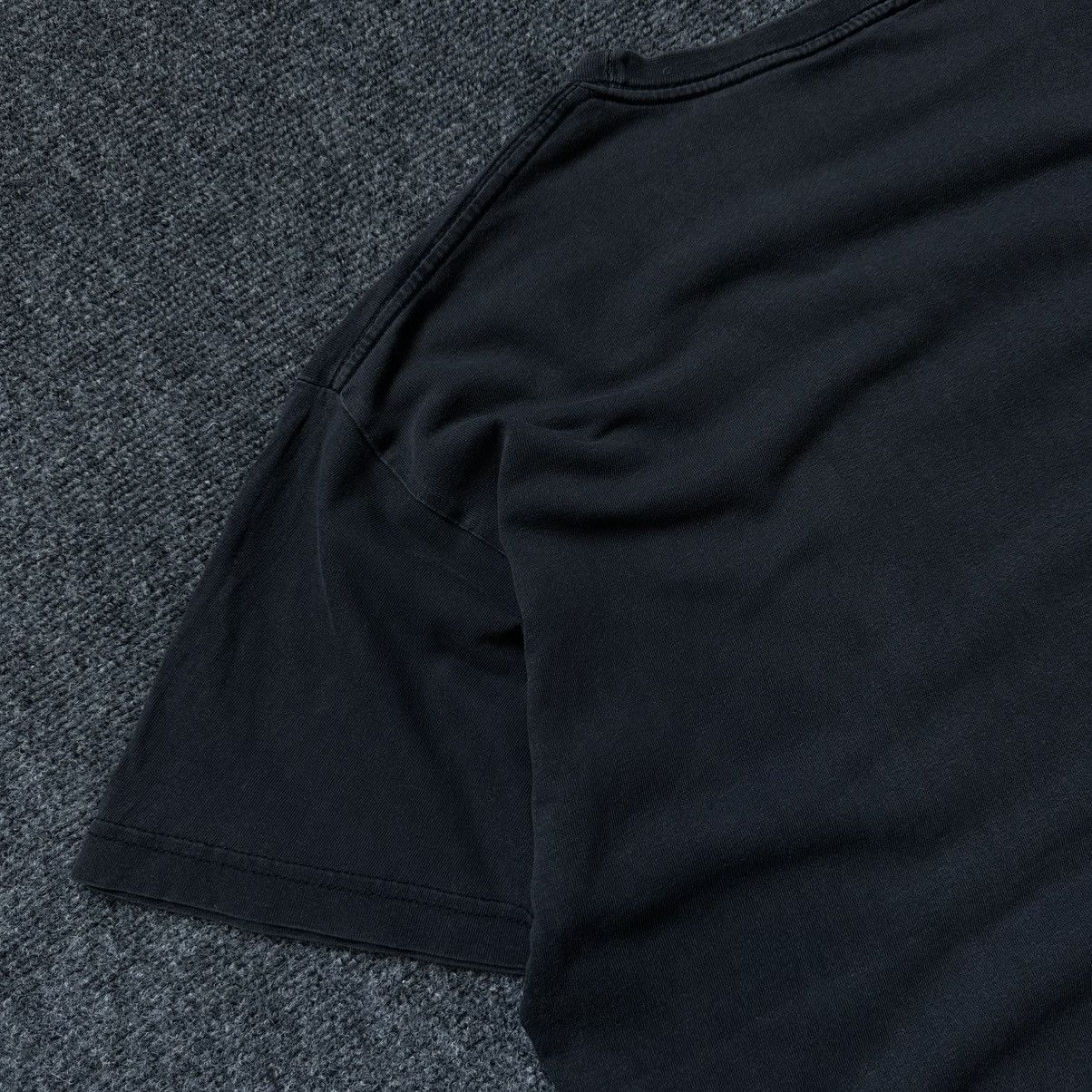 Band Tees VTG Adult Adult No one lives forever Sun Faded Size XL Band Size US XL / EU 56 / 4 - 16 Thumbnail