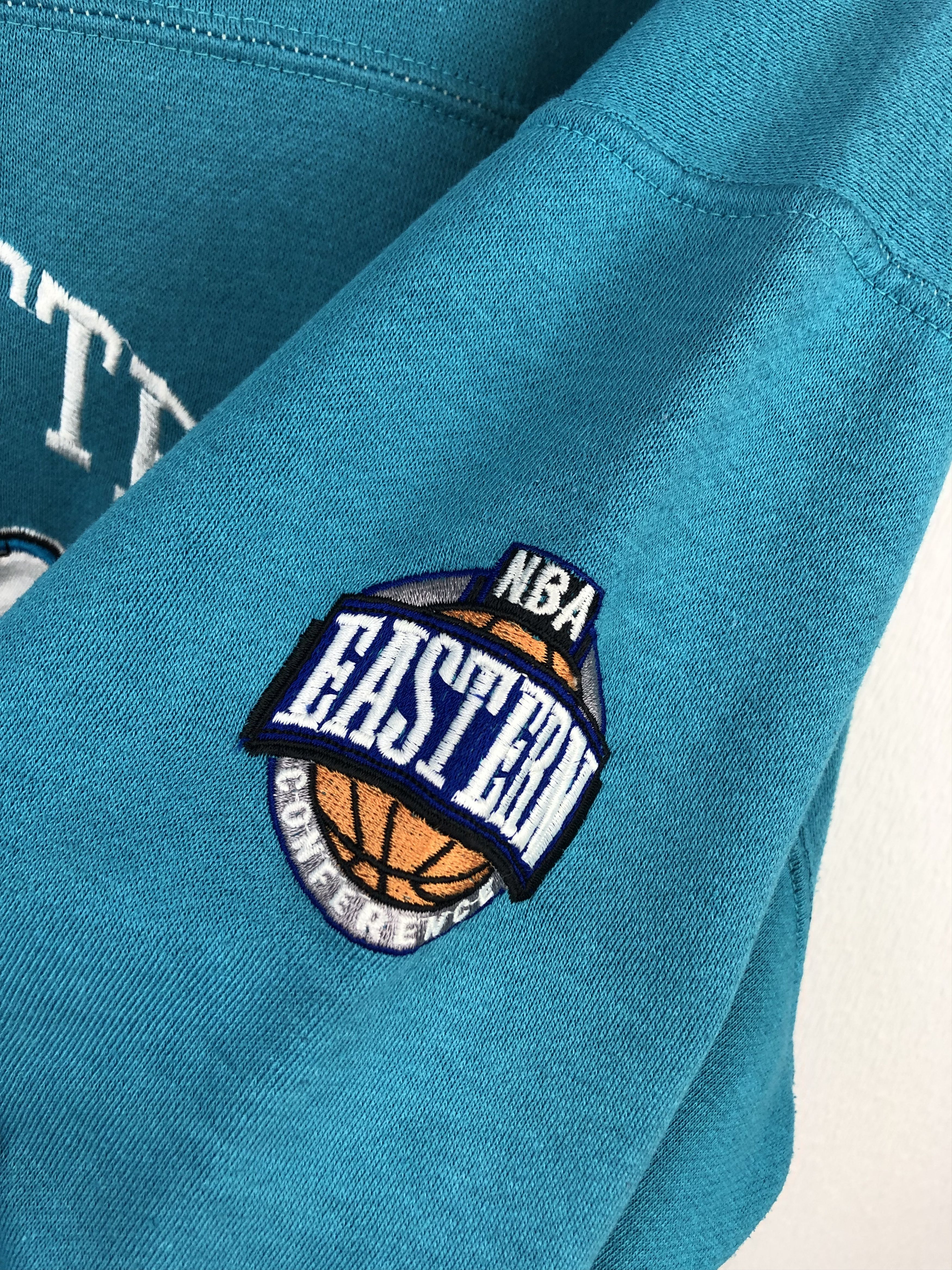 NBA Vintage Charlotte Hornets Crewneck Sweatshirt Johnson Size US L / EU 52-54 / 3 - 6 Thumbnail