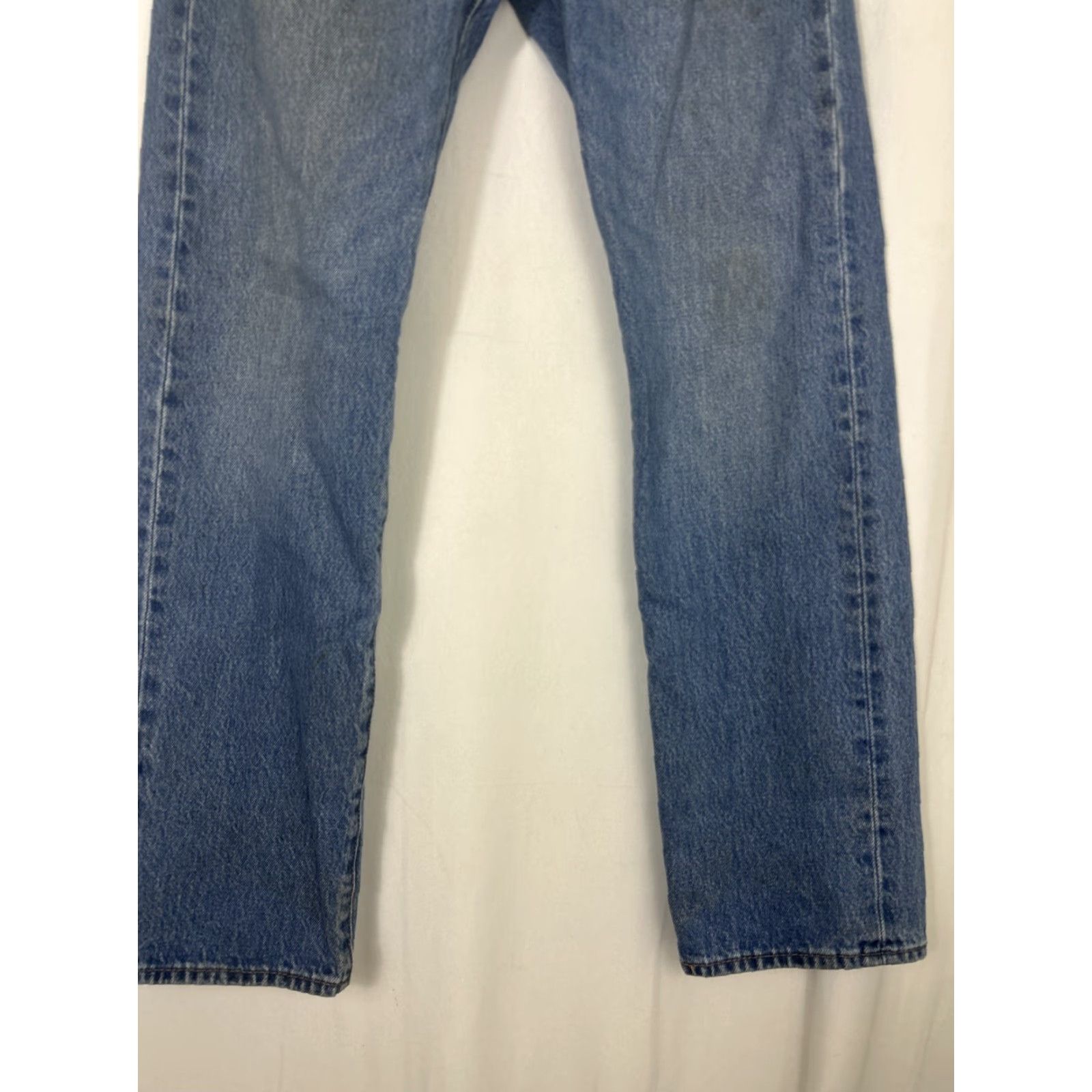 Levi's Levi’s 501 XX Jeans Medium Wash Blue 29x30 Mens Regular Classic Straight Button Fly Stains Size US 29 - 2 Thumbnail