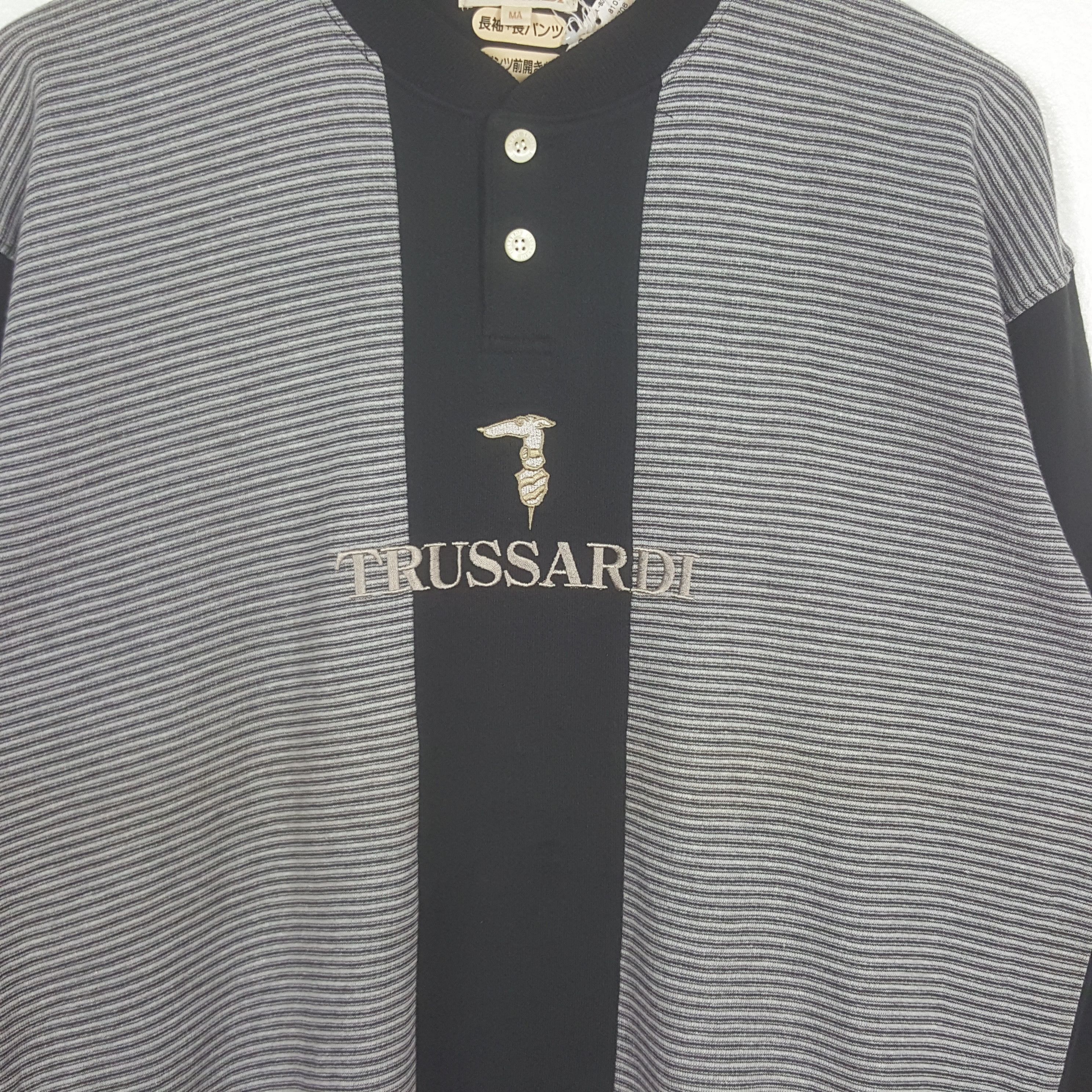 Trussardi Vintage Trussardi Italian Brand Sweatshirt C315N13 Size US M / EU 48-50 / 2 - 2 Thumbnail