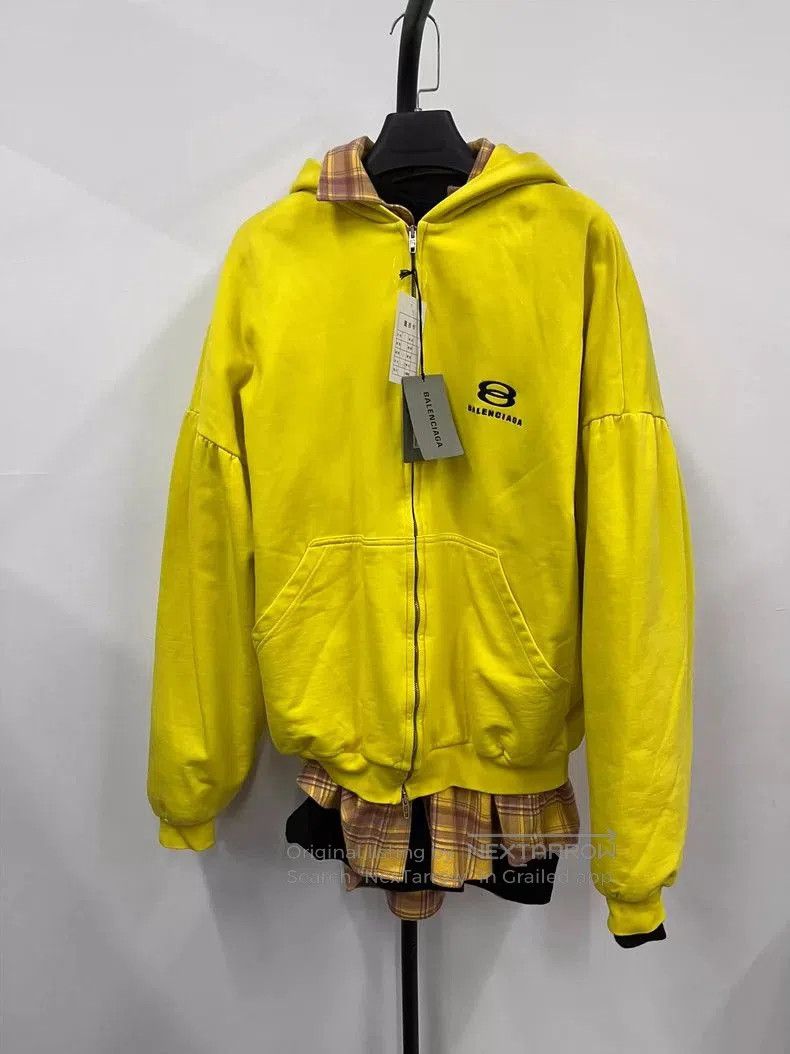 Balenciaga Balenciaga SS24 Colorful Logo Hooded Sweatshirt. Size US S / EU 44-46 / 1 - 1 Thumbnail