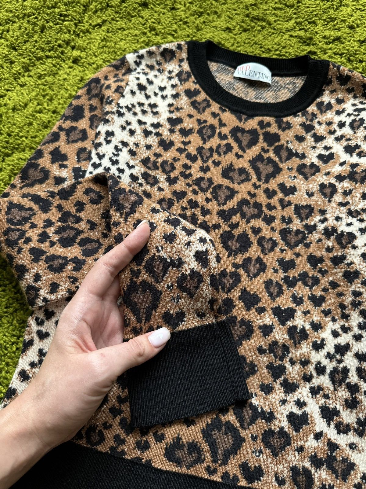 Designer × RED Valentino × Valentino Red Valentino leopard pattern sweater Size XS / US 0-2 / IT 36-38 - 5 Thumbnail