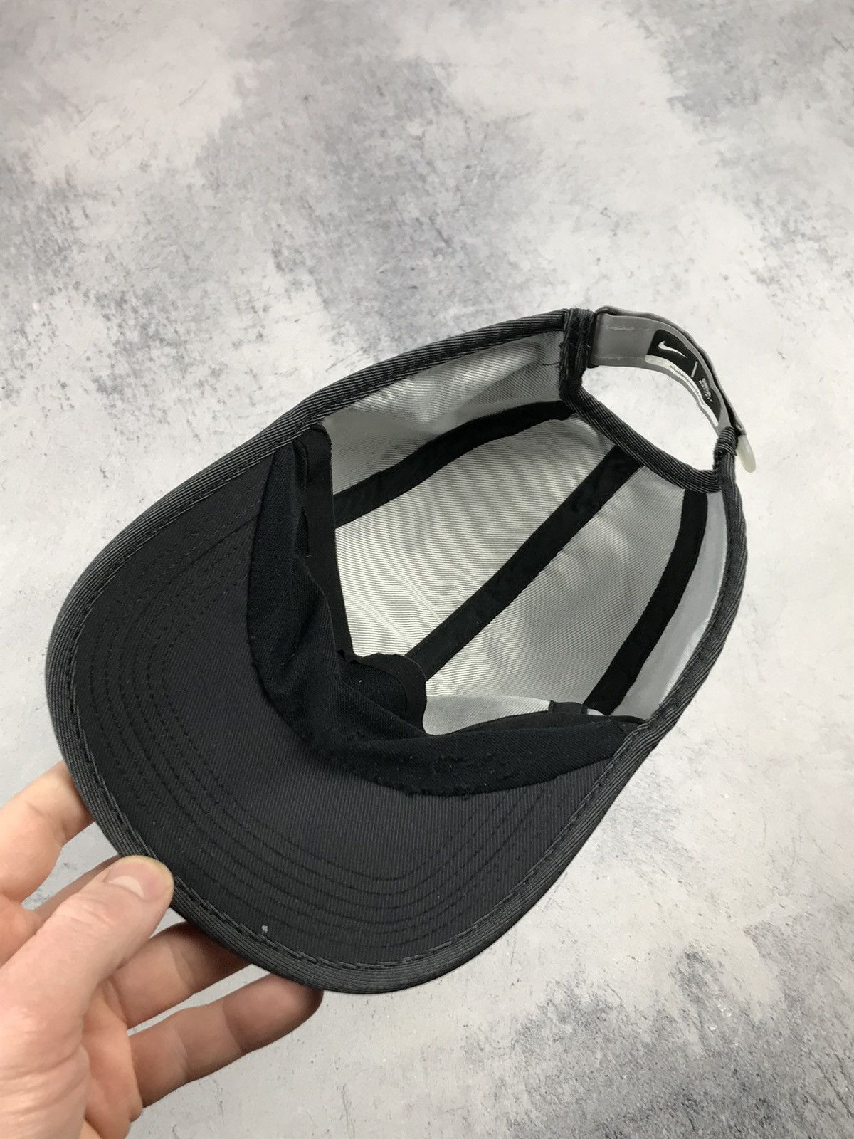 Nike Nike Dri Fit Reflective Drill Cap y2k Size ONE SIZE - 12 Thumbnail