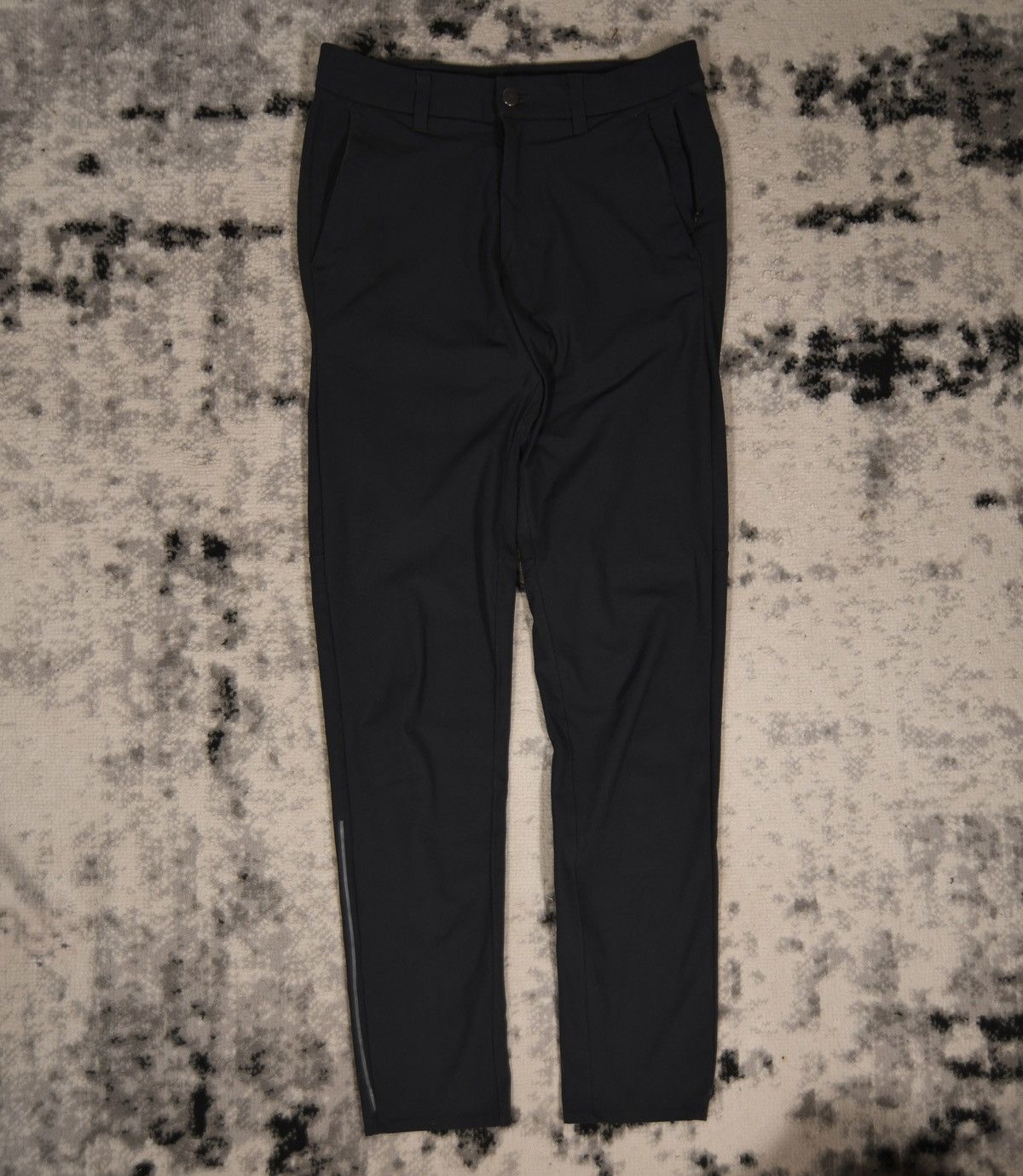 Lululemon Lululemon ABC Joggers Reflective Pants Size US 28 / EU 44 - 2 Thumbnail