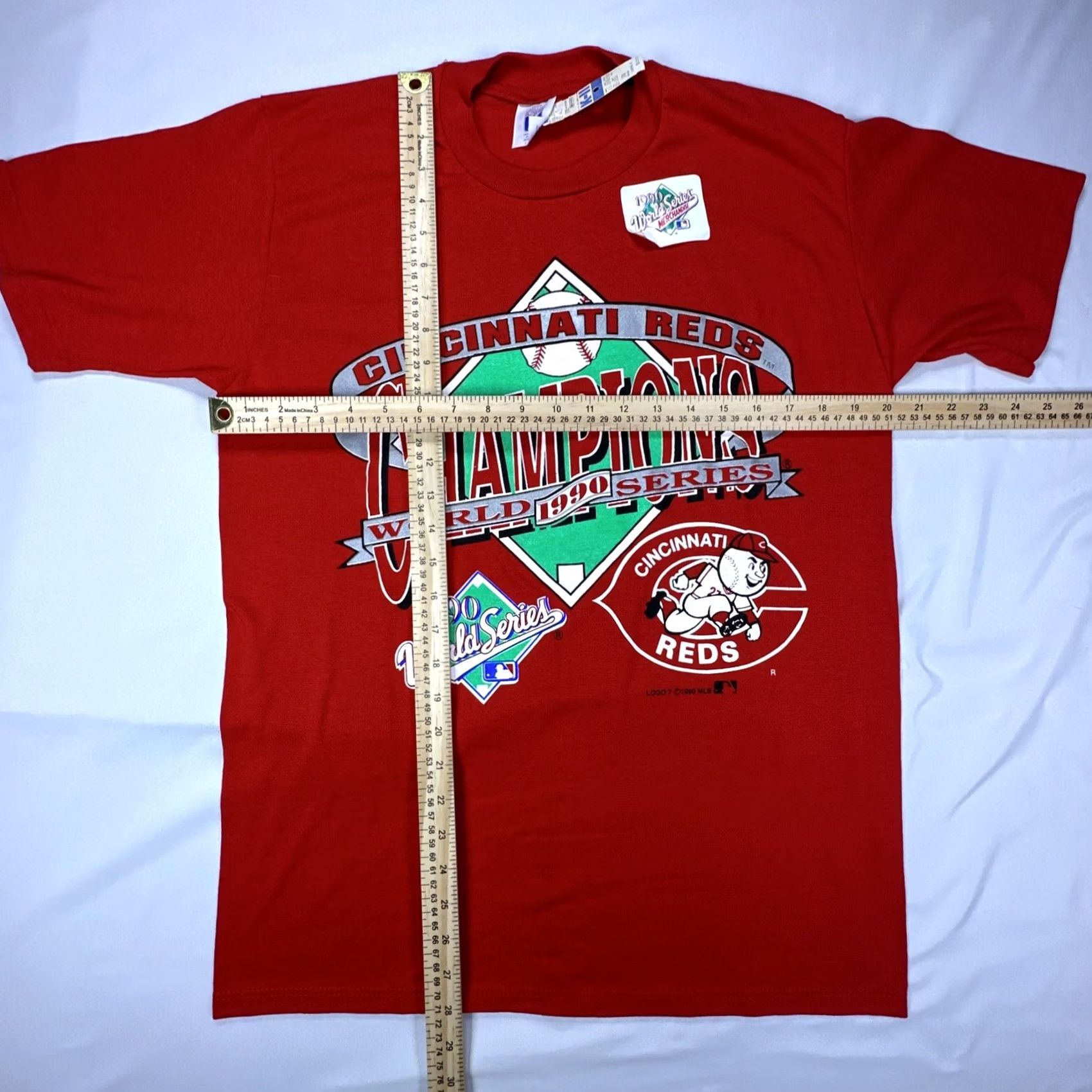 Logo 7 VINTAGE Cincinnati Reds Single Stitch T-Shirt 1990 World Series Champs XL Red Unisex Graphic Tee Size XL Shirt Size US XL / EU 56 / 4 - 2 Thumbnail
