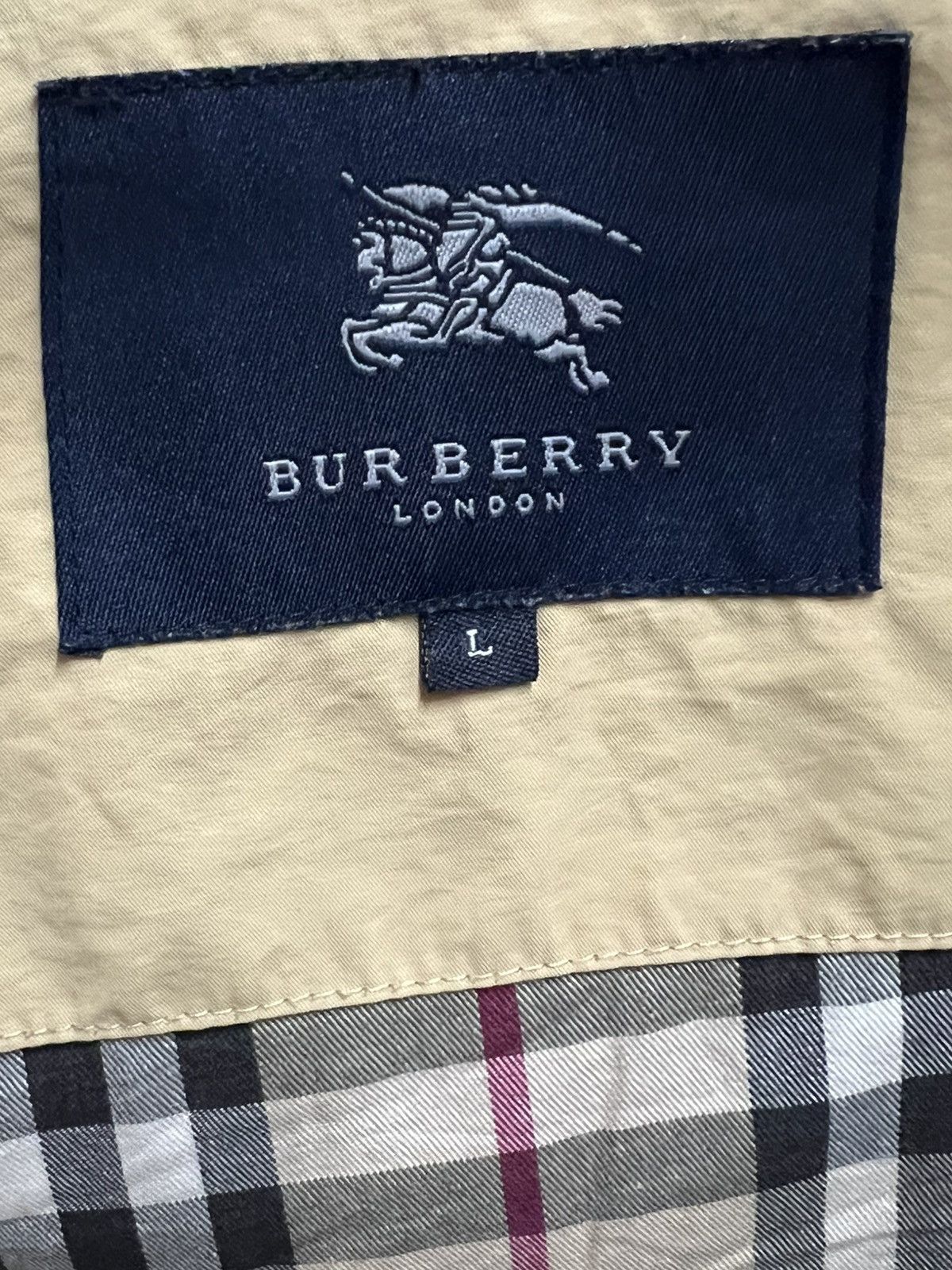 Burberry Burberry's London Vintage Jacket Full novacheck Size US L / EU 52-54 / 3 - 5 Thumbnail