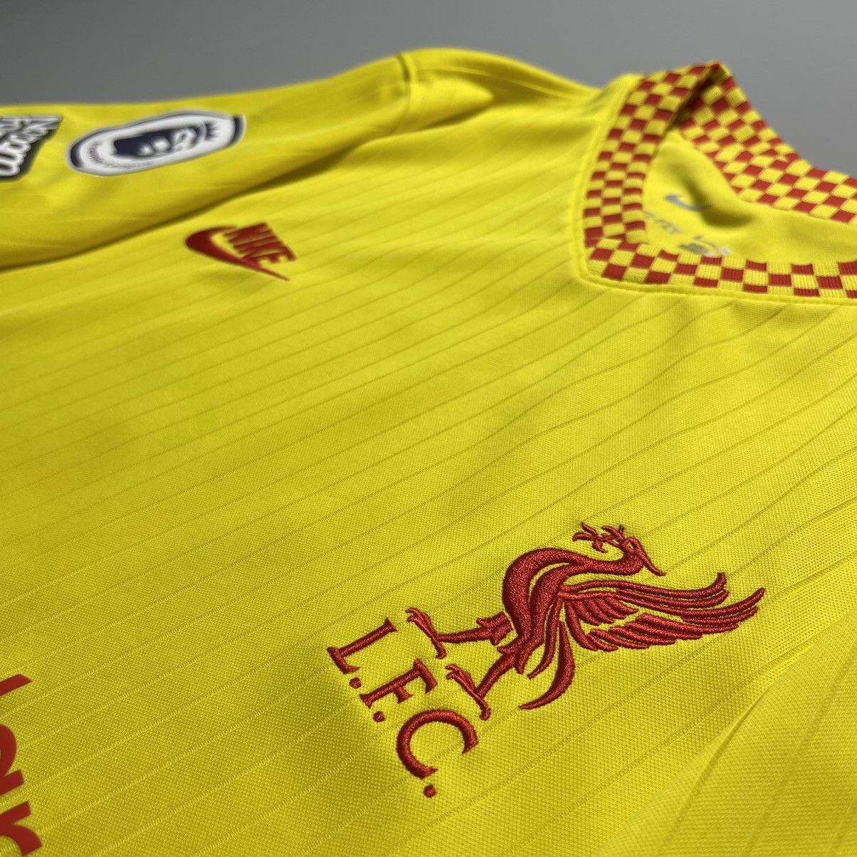 Nike × Vintage LIVERPOOL NIKE 2021/2022 FOOTBALL THIRD JERSEY #11 SALAH Size US M / EU 48-50 / 2 - 5 Thumbnail