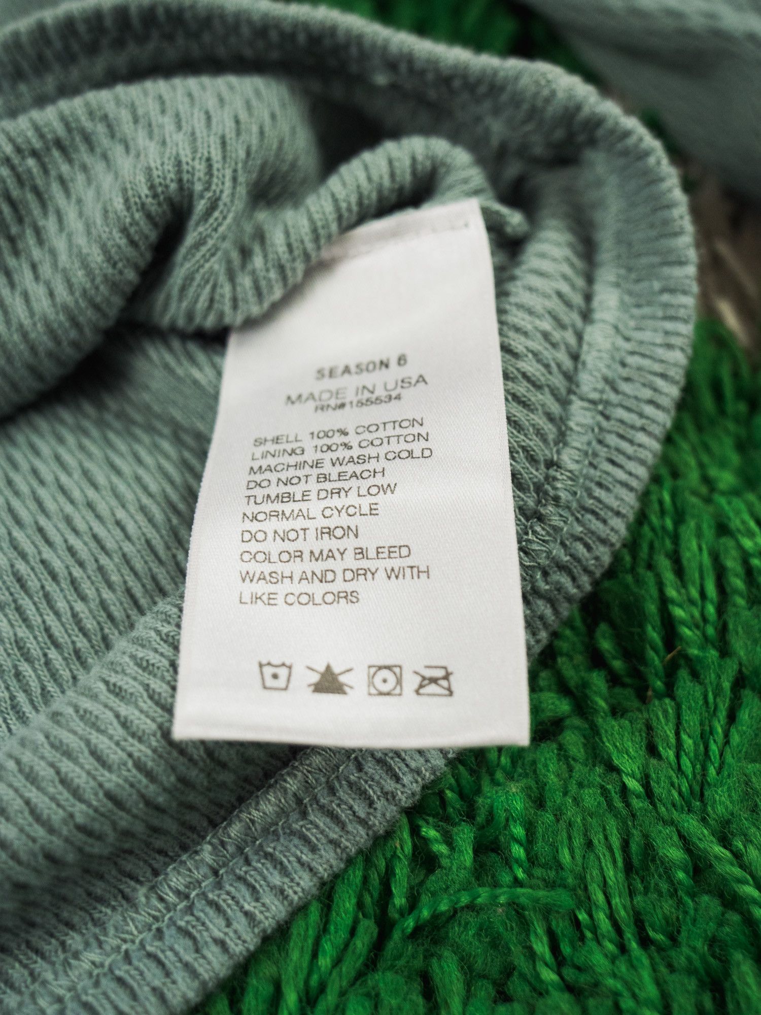 Yeezy YEEZY Season 6 Printed Thermal Knit Graphic Crop Top Knitted Size M / US 6-8 / IT 42-44 - 7 Thumbnail