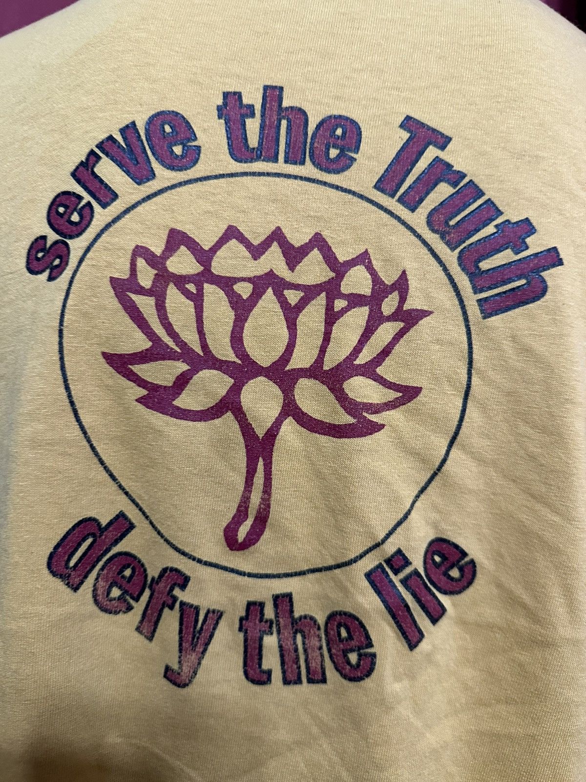 Vintage Vintage One O Eight Tshirt Defy The Lie Lotus Boho Grail Size US XL / EU 56 / 4 - 4 Thumbnail