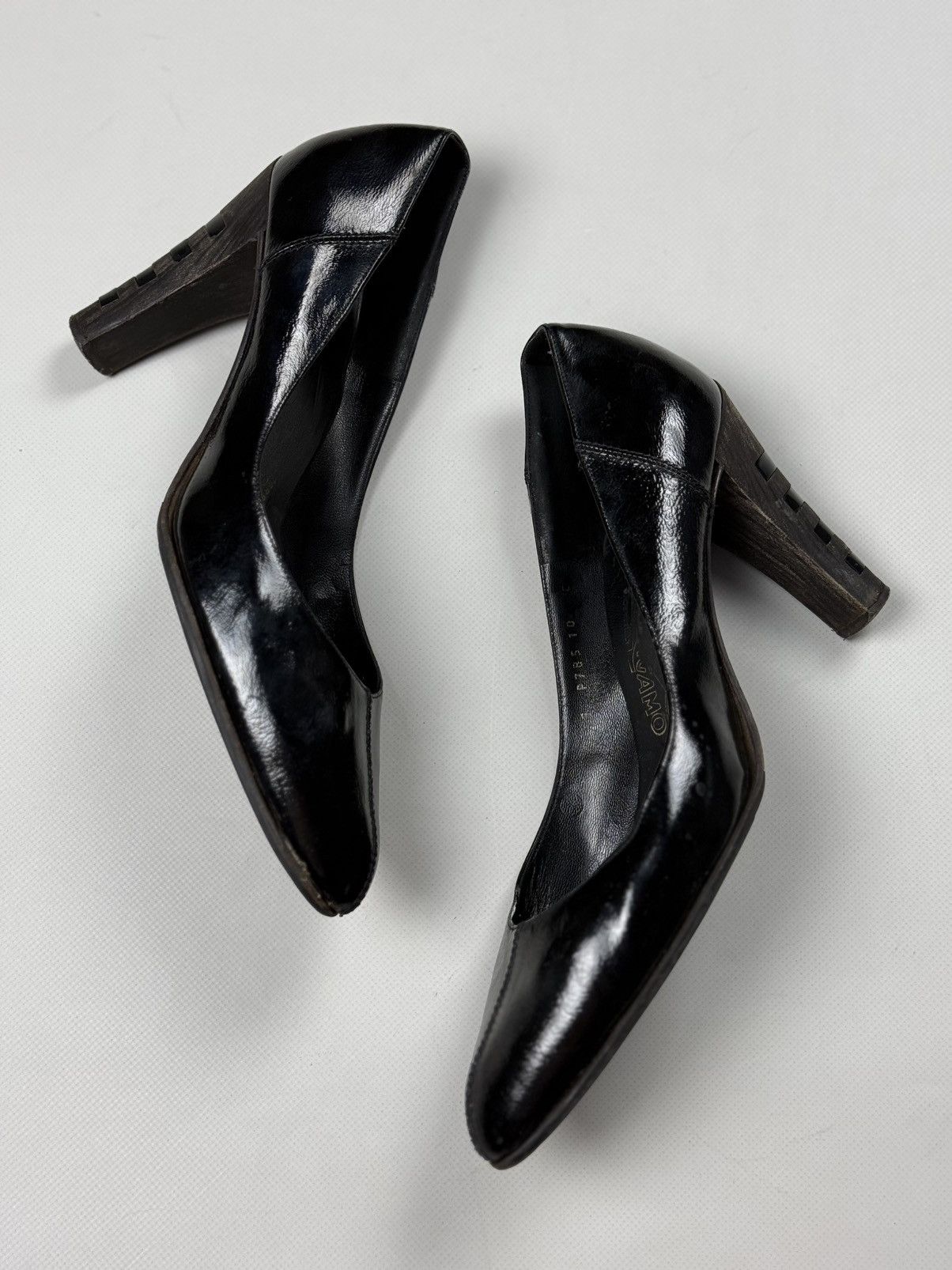 Salvatore Ferragamo Salvatore Ferragamo Ladies Leather Heels Size US 10 / EU 40 Size US 10 / IT 40 - 24 Thumbnail