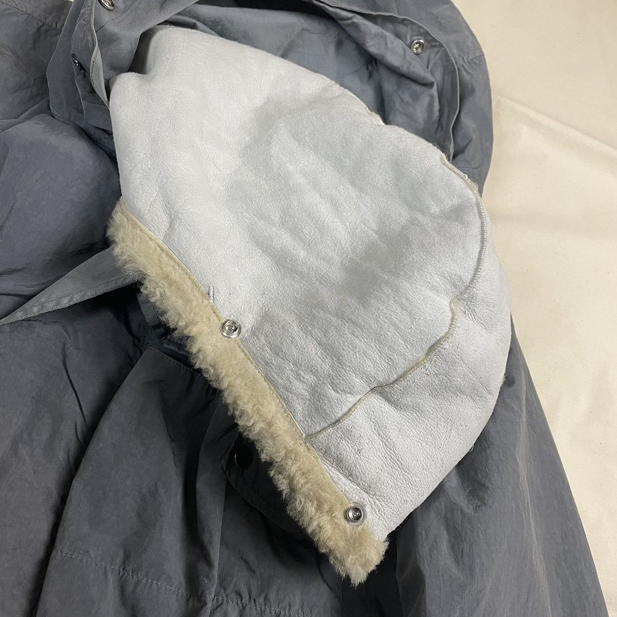 C.P. Company AW2006 Nylon Parka Shearling Hood Cargo Jacket Wool Vintage Size US M / EU 48-50 / 2 - 11 Thumbnail