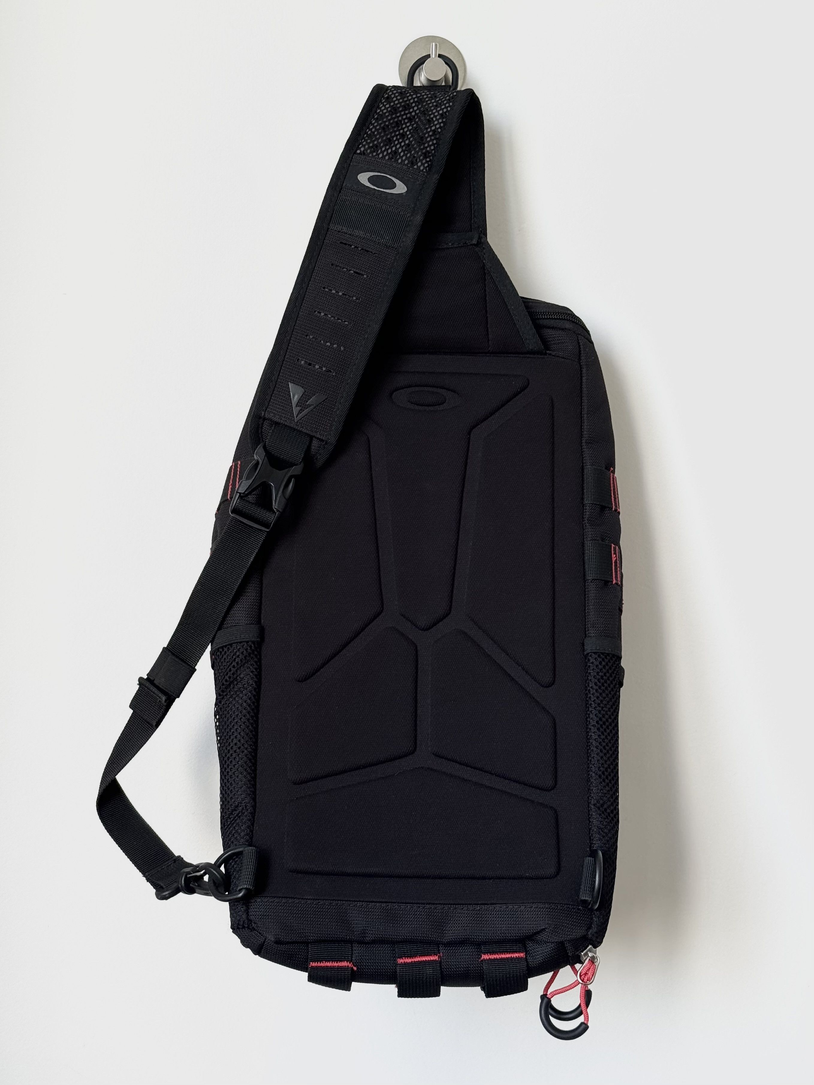Oakley Oakley Standard Issue Elite Special Forces Sling Bag Size ONE SIZE - 3 Thumbnail