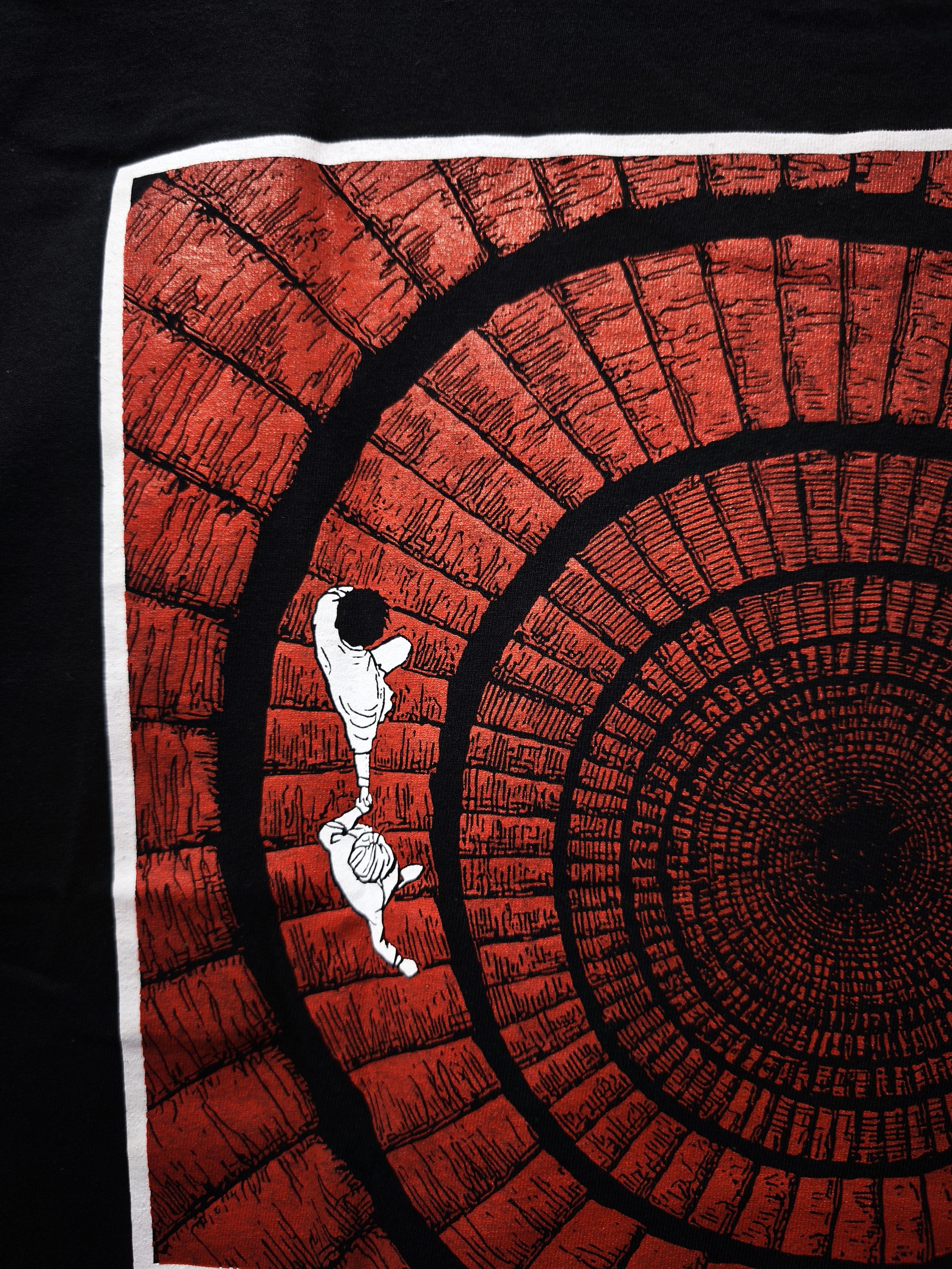 Anime Uzumaki Spiral Into Horror Junji Ito T-shirt Size US XL / EU 56 / 4 - 11 Thumbnail