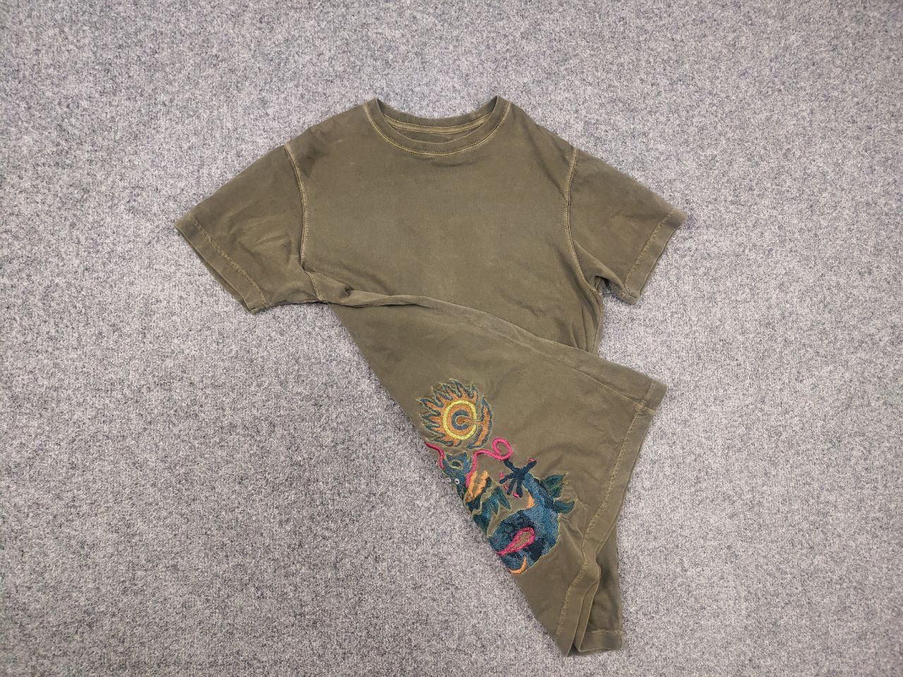 Maharishi Vintage Maharishi Japan Dragon Overprint Embroidered T-shirt Size US S / EU 44-46 / 1 - 13 Thumbnail