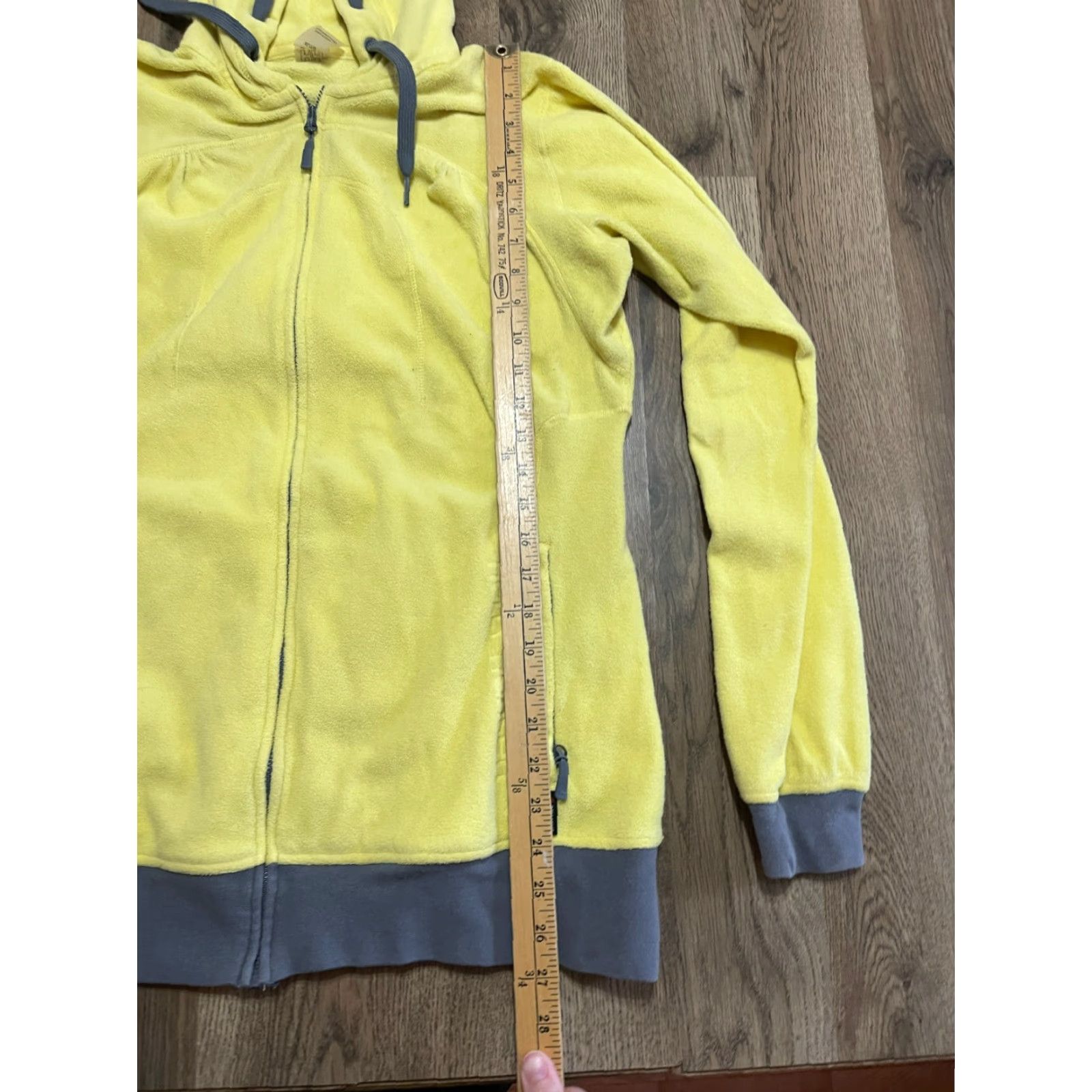 Helly Hansen Helly Hansen Hoodie Womens XL Yellow Full Zip Long Sleeve Pockets Modern Casual Size XL / US 12-14 / IT 48-50 - 7 Thumbnail