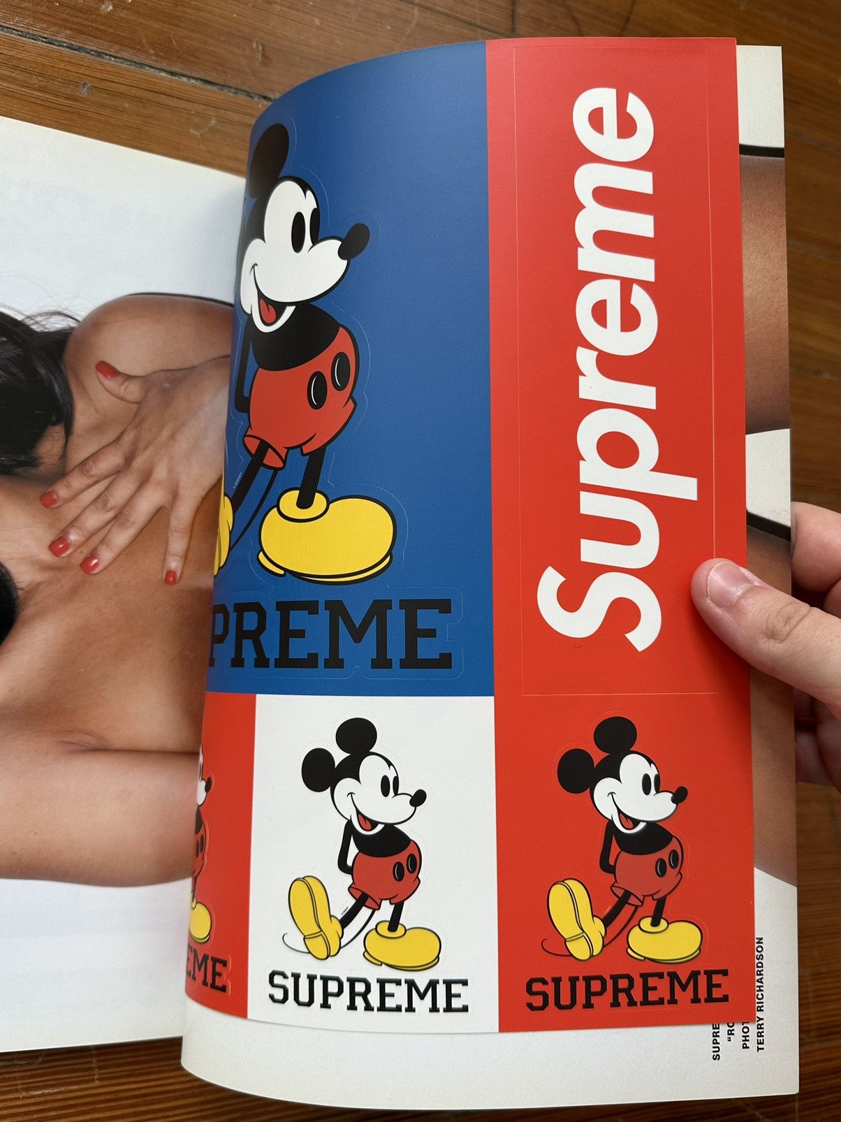 Supreme × Wu-Tang Clan Rare 2009 Supreme Book Vol 5 RZA Japanese Magazine Size ONE SIZE - 6 Thumbnail