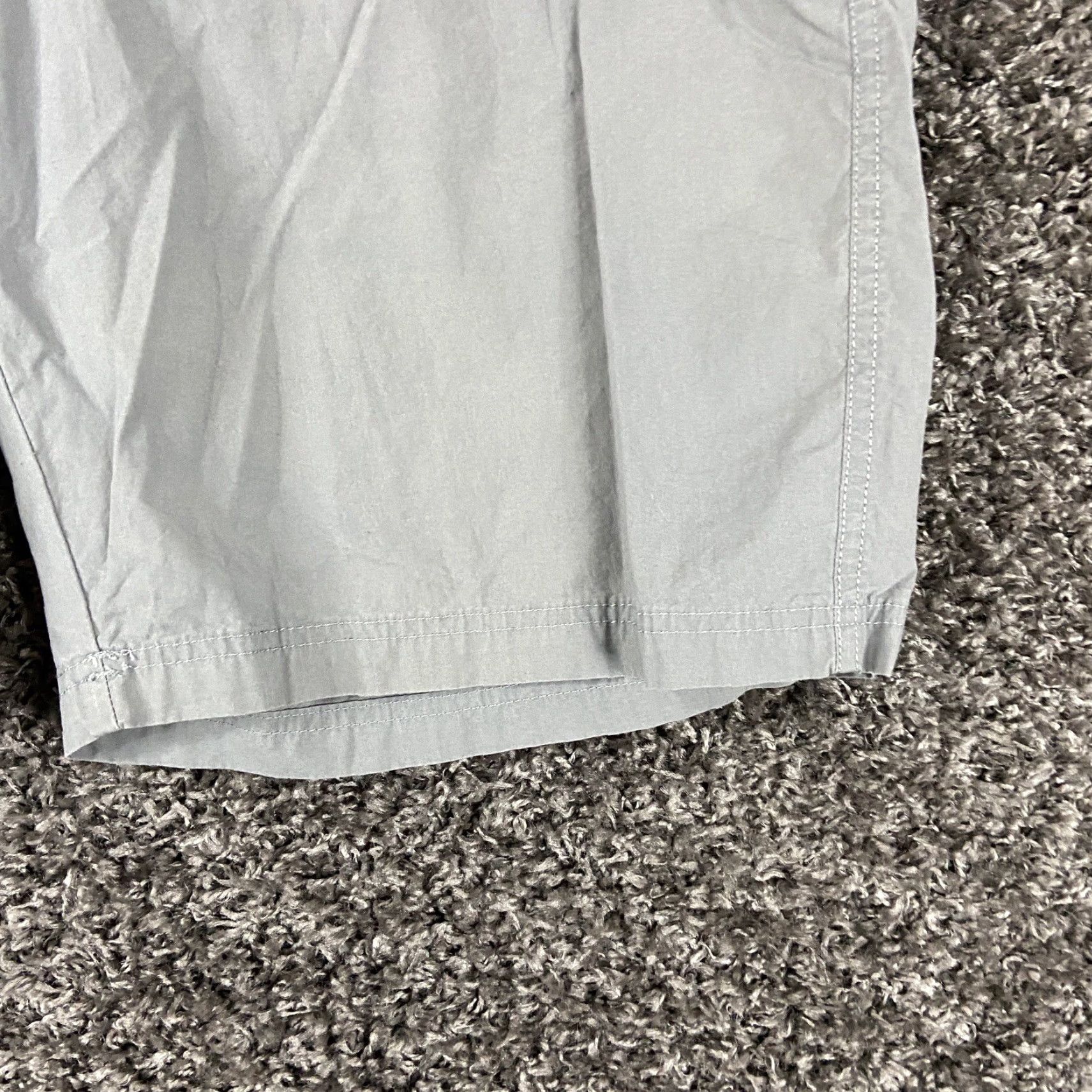Vintage Columbia Gray Shorts Men 36 Chino Regular - Mens Size US 36 / EU 52 - 2 Thumbnail