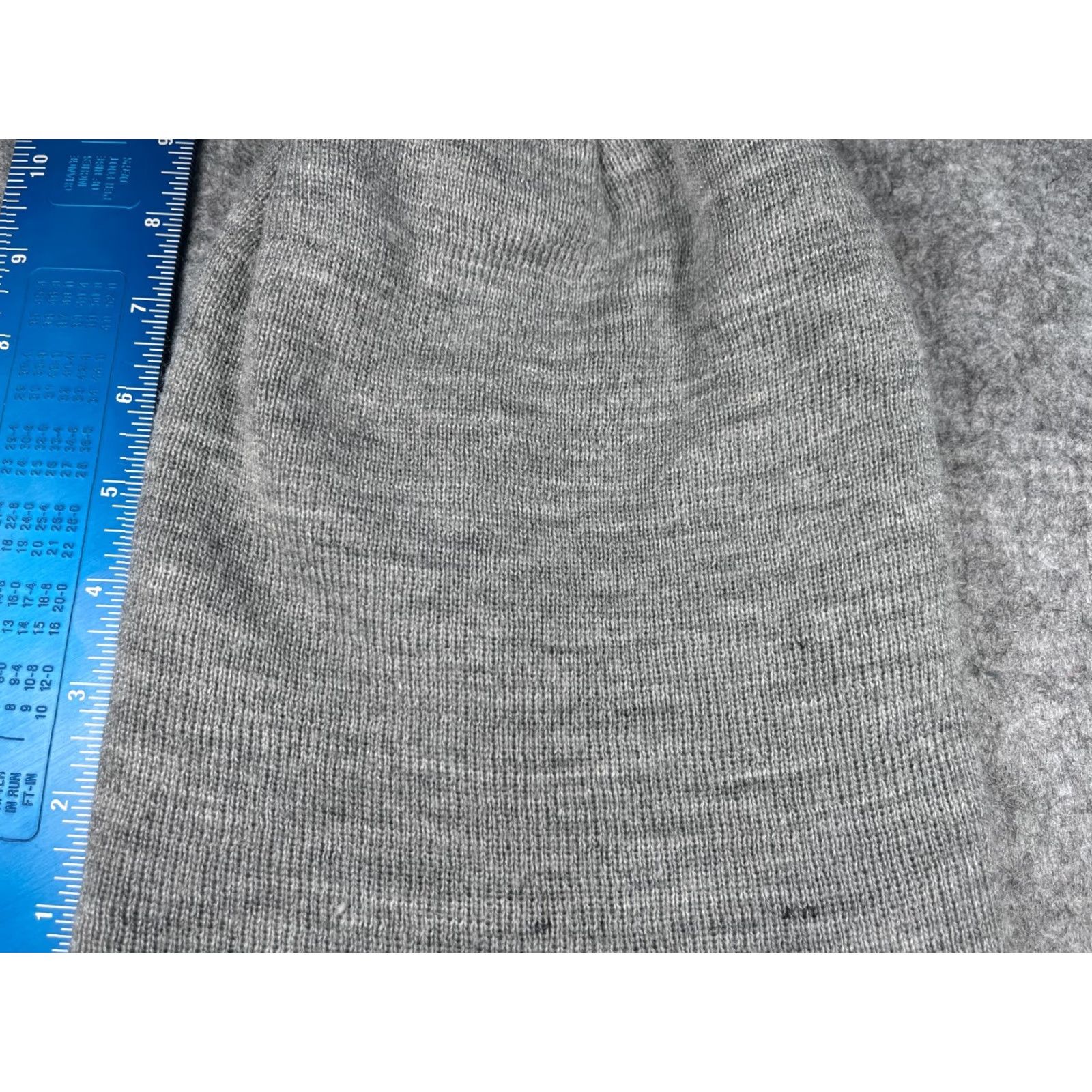 Vintage Polylana Beanie Toque Adult One Size Gray Knit Acrylic Polyester Blend Skate Hat Men Women Size ONE SIZE - 2 Thumbnail