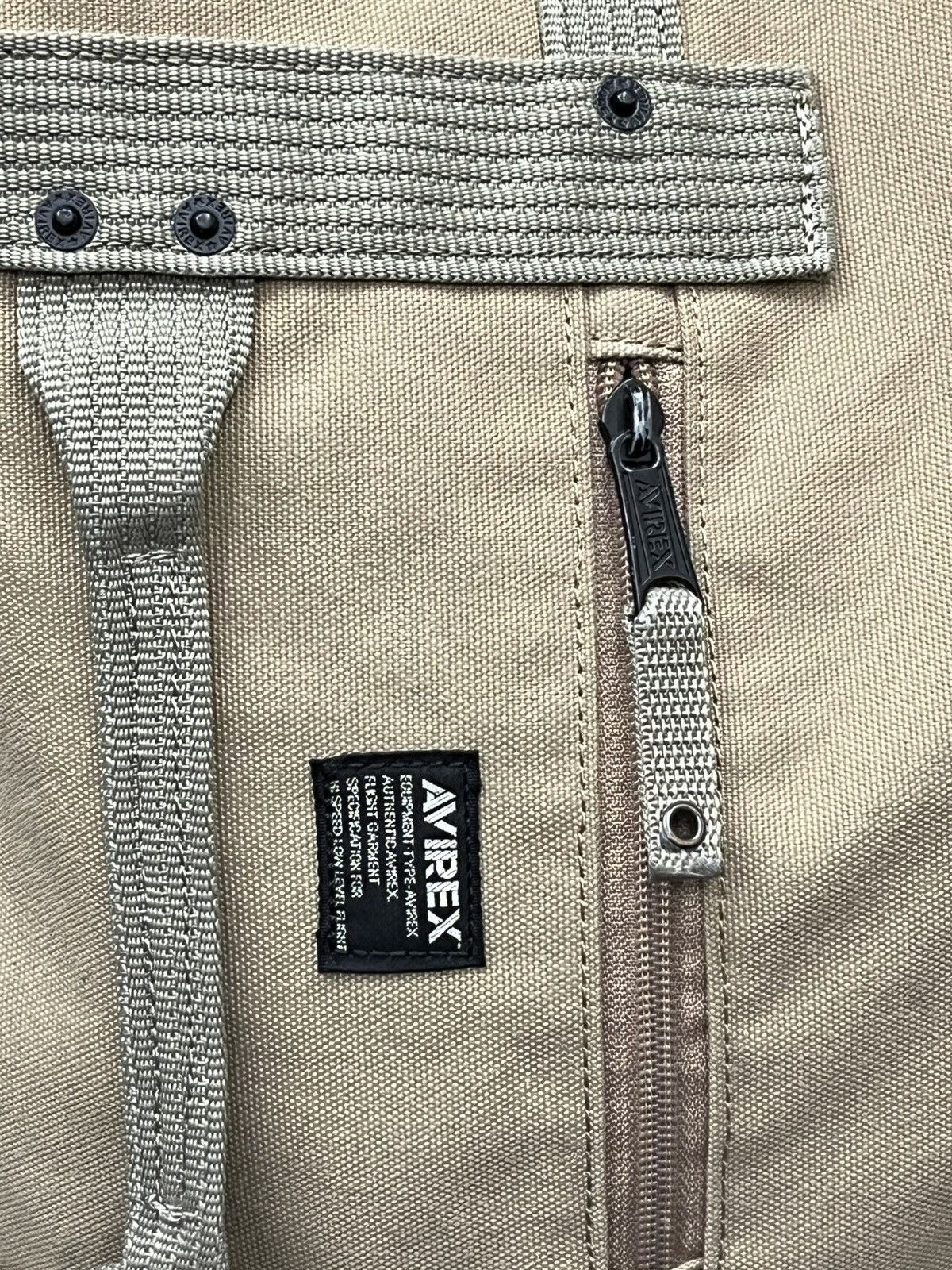 Avirex VERY RARE🔥Vintage AVIREX Multiway Canvas Bagpack Crossbody Size ONE SIZE - 12 Thumbnail