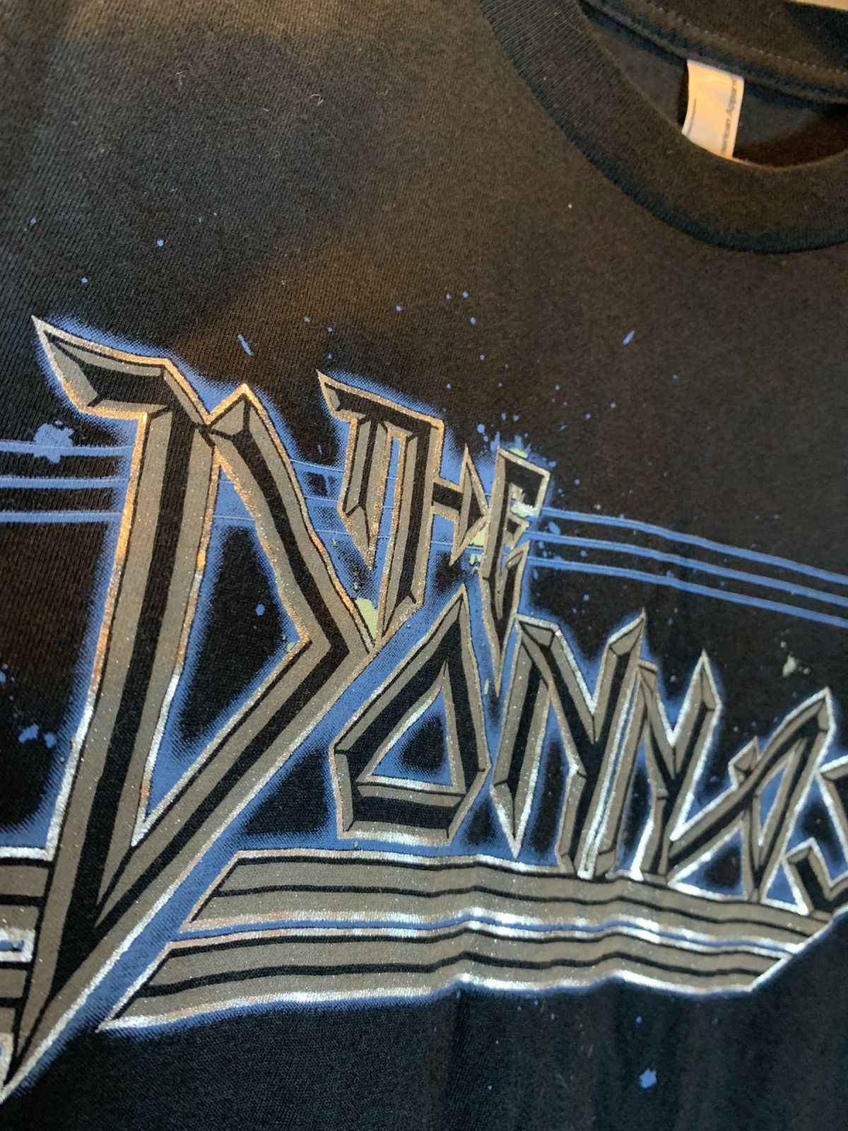 Band Tees × Vintage RARE* Vintage The Donnas USA-Made Band Art Silver Foil Shirt Size US M / EU 48-50 / 2 - 3 Thumbnail
