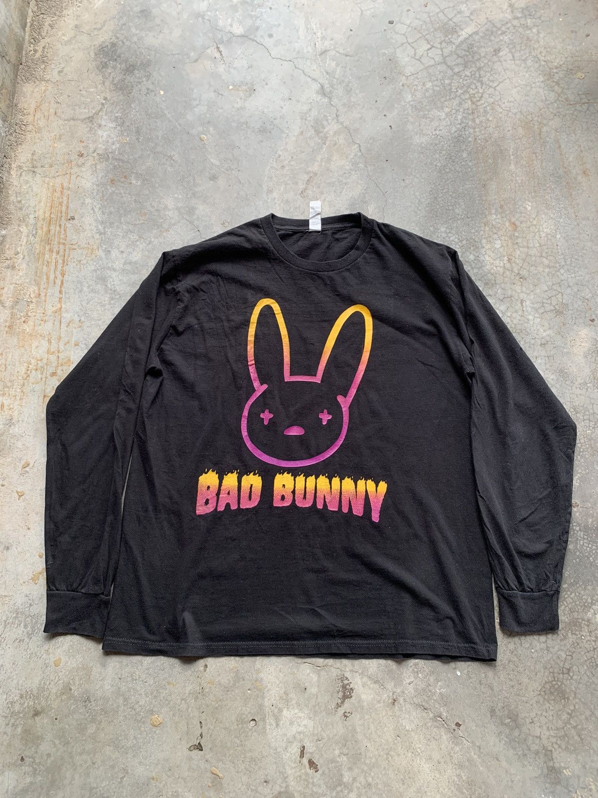 Rap Tees Bad Bunny Tour Long sleeve Rap Tshirt Size US L / EU 52-54 / 3 - 5 Thumbnail