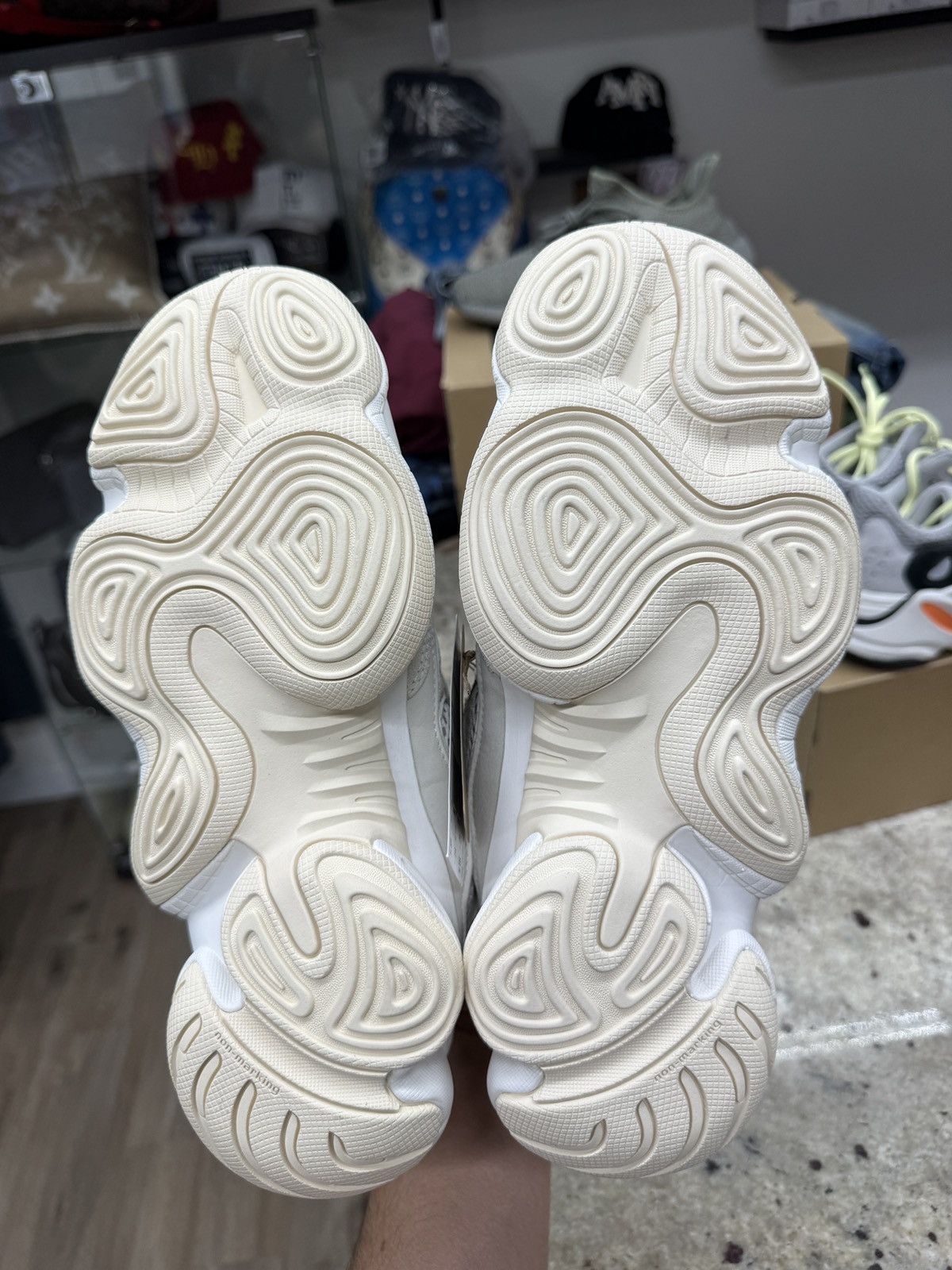 Yeezy Adidas Yeezy 500 Bone Whites (2023) Size US 9.5 / EU 42-43 - 5 Thumbnail