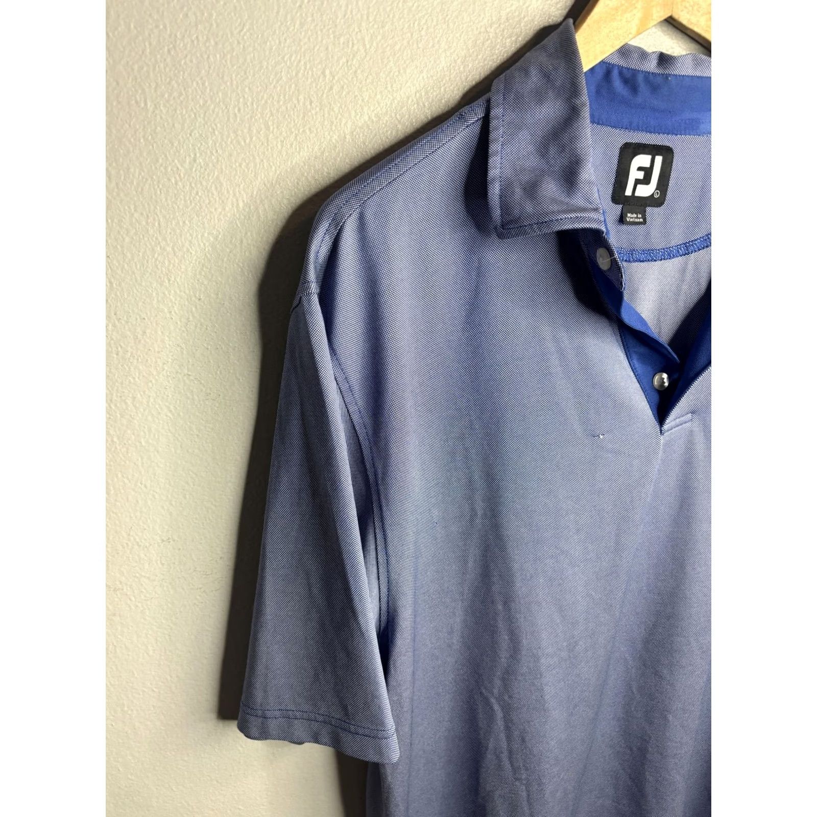 Footjoy FootJoy Golf Polo Shirt Mens Large Blue Geometric Knit Stretch Performance Size US L / EU 52-54 / 3 - 2 Thumbnail