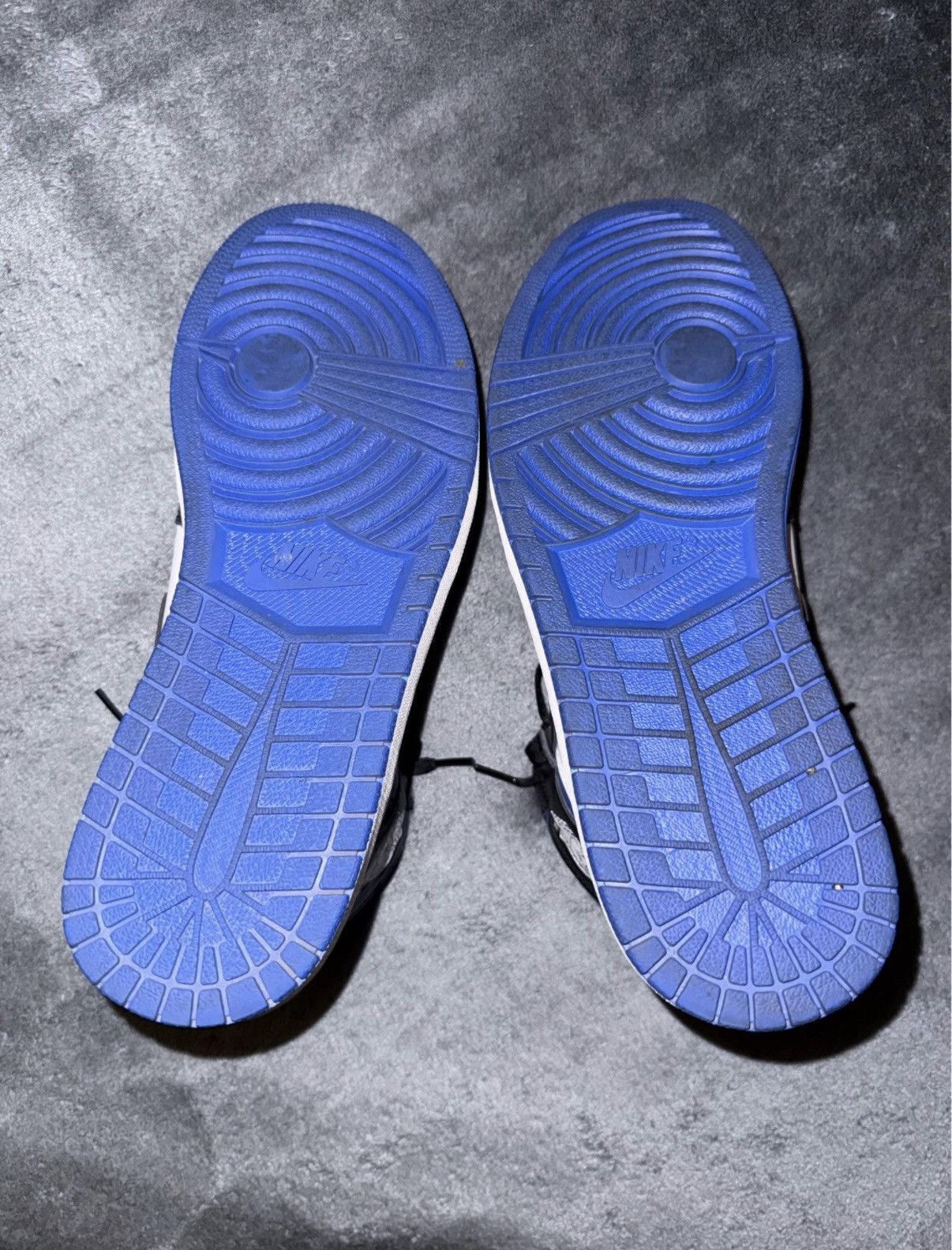 Nike Jordan 1 Retro High Royal Toe Size US 13 / EU 46 - 6 Thumbnail