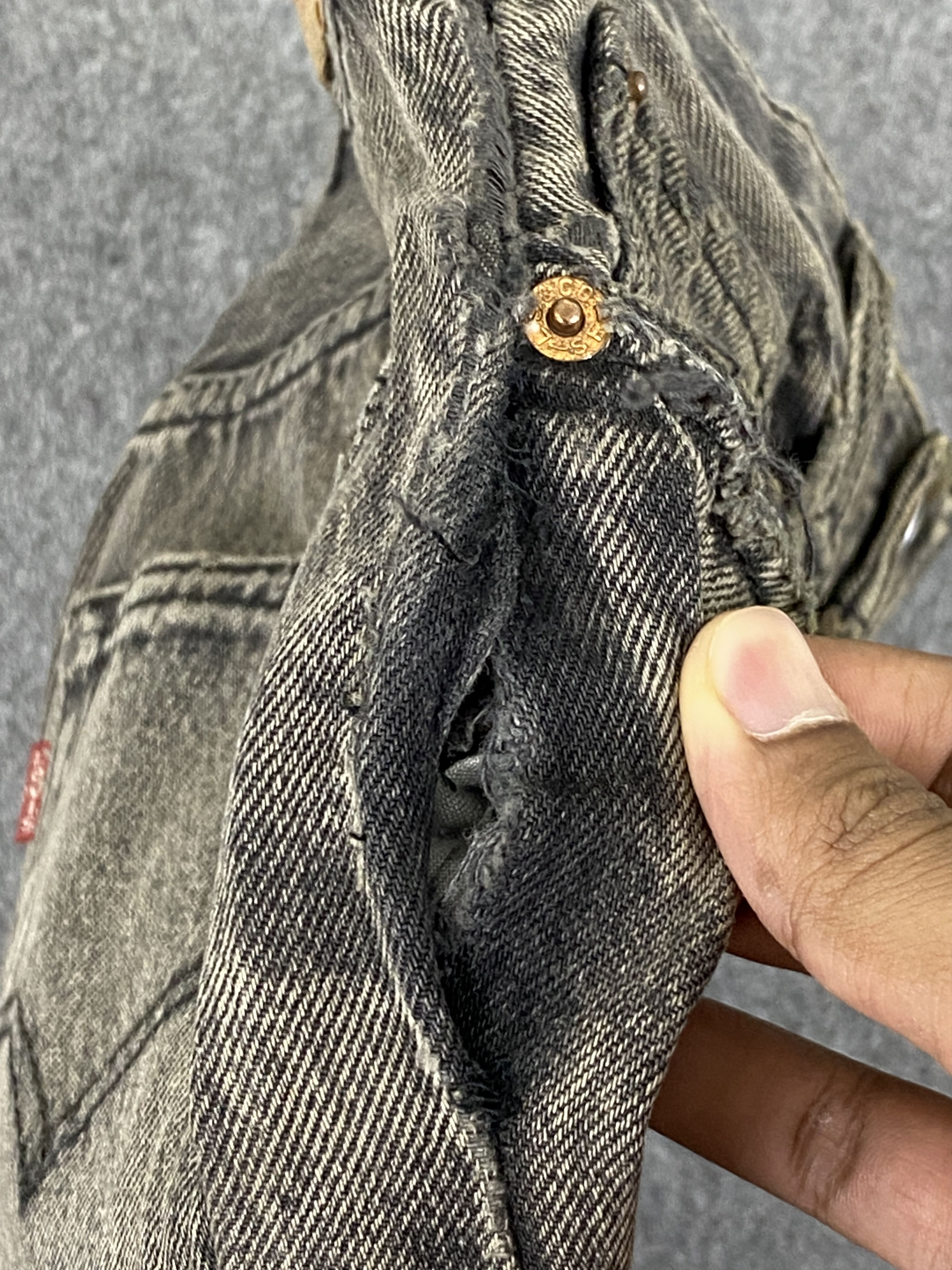 Levi's Vintage Levis 501 Superblack Faded Black Distressed Jeans Size US 30 / EU 46 - 13 Thumbnail